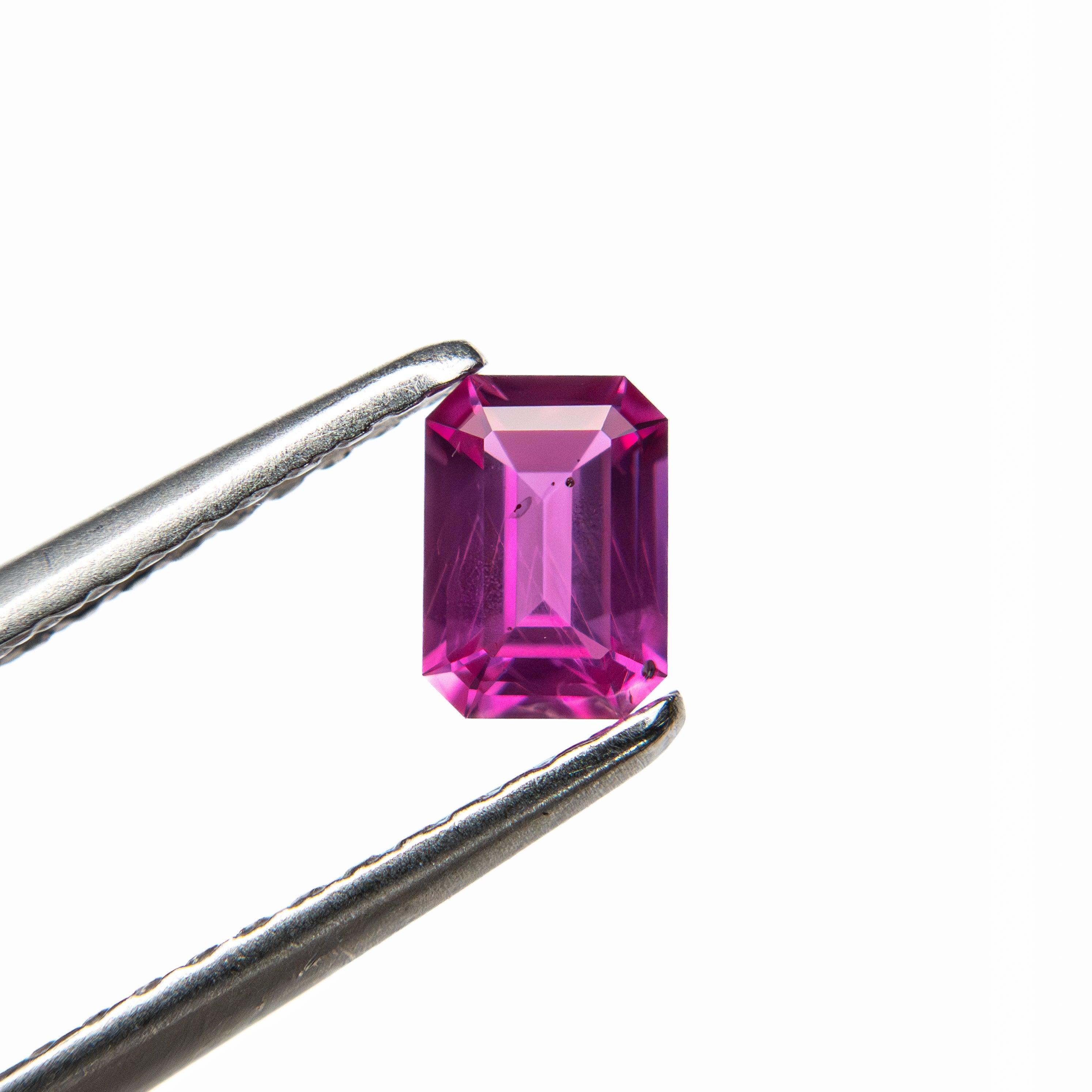 0.37ct 4.97x3.52x2.10mm Cut Corner Rectangle Step Cut Sapphire 27955 - 20 - Lelya - bespoke engagement and wedding rings made in Scotland, UK