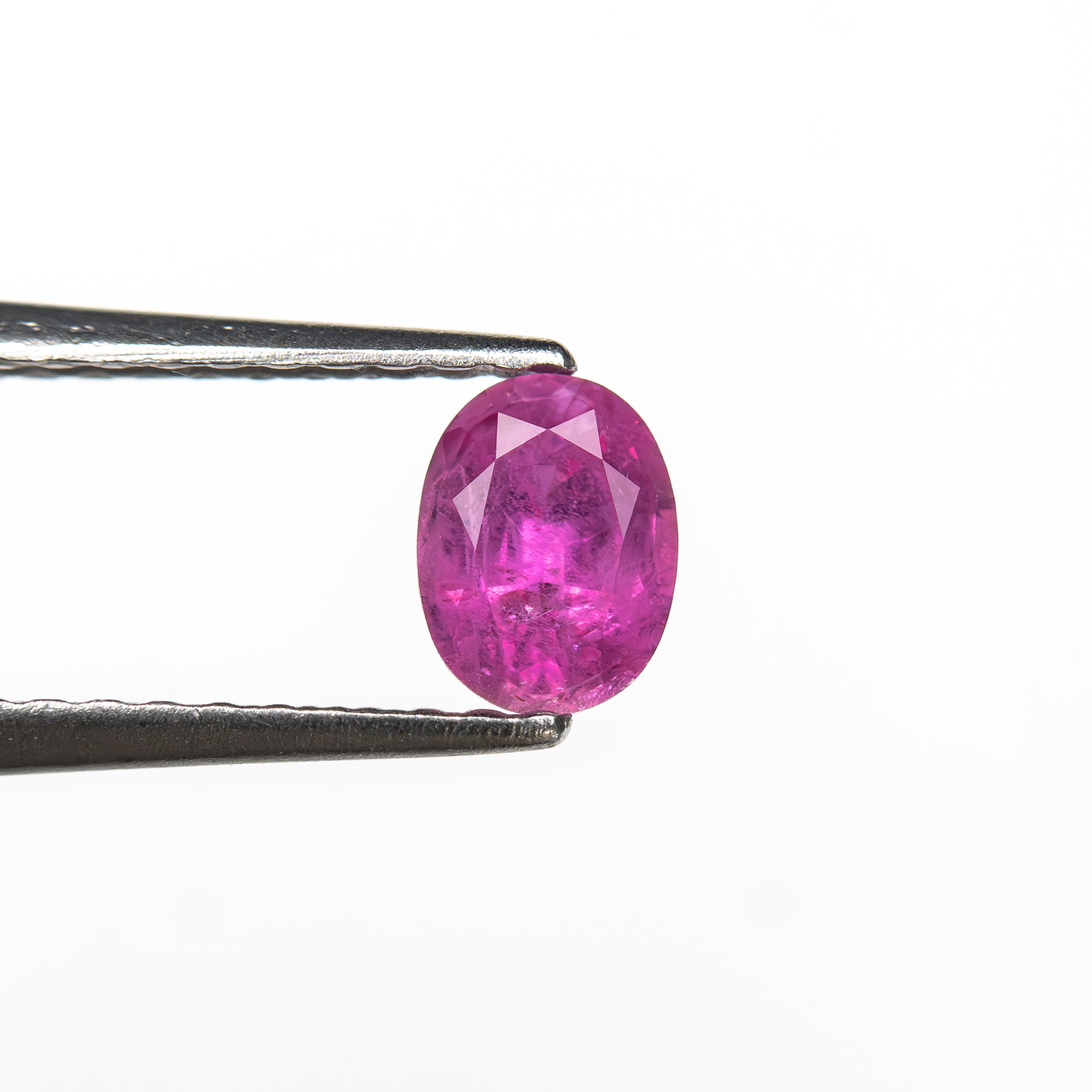 0.41ct 5.13x3.88x2.43mm Oval Brilliant Sapphire 27957 - 37 - Lelya - bespoke engagement and wedding rings made in Scotland, UK