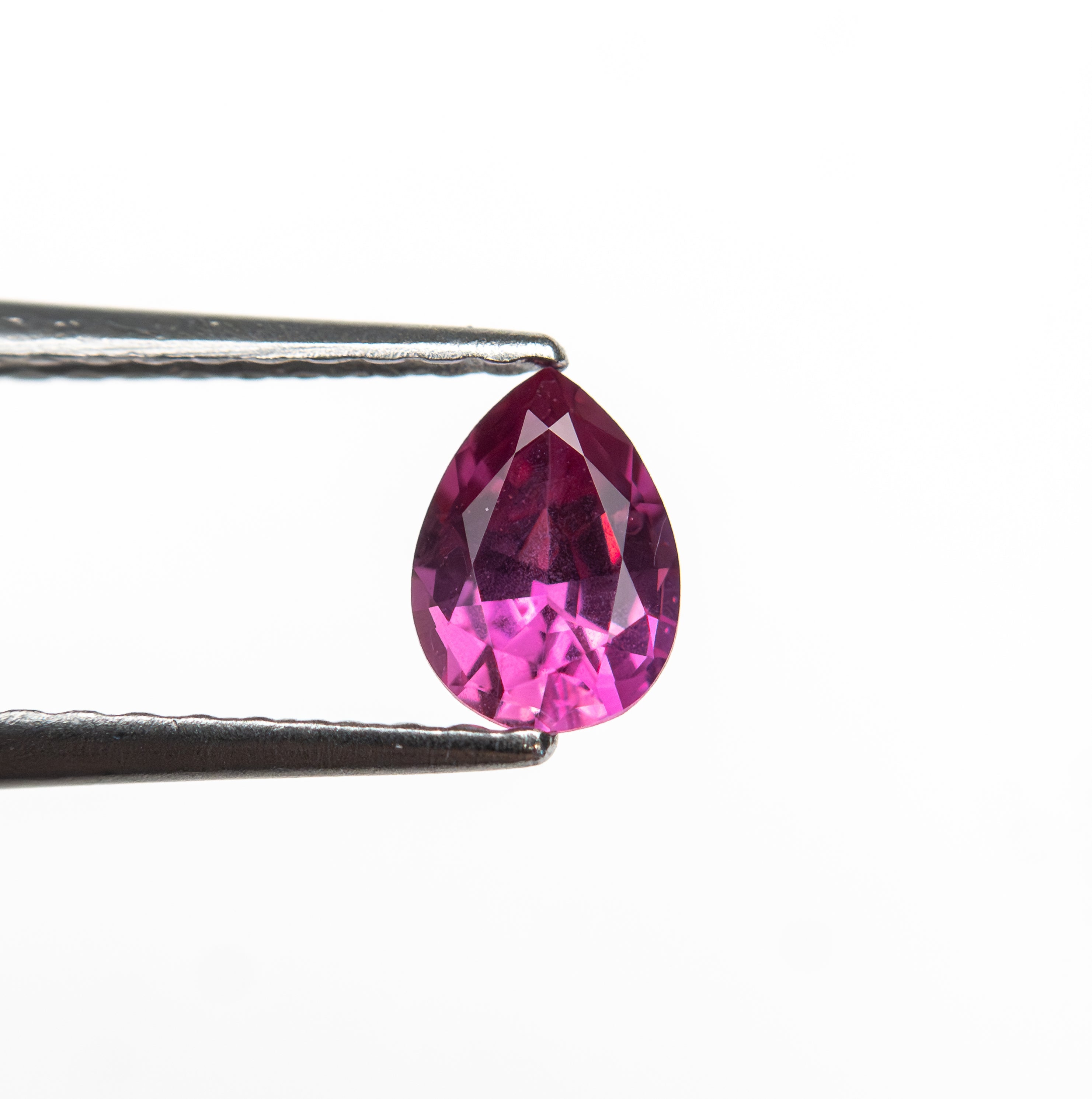 0.41ct 5.41x3.92x2.57mm Pear Brilliant Sapphire 27956 - 29 - Lelya - bespoke engagement and wedding rings made in Scotland, UK