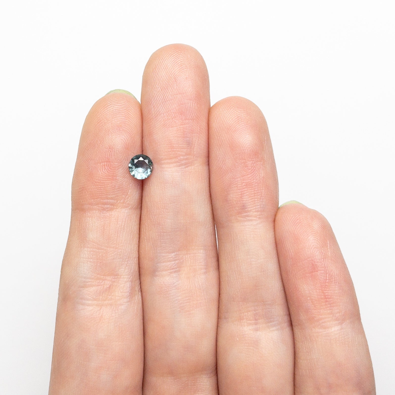 0.44ct 4.83x4.78x2.52mm Round Brilliant Sapphire 26556 - 22 - Lelya - bespoke engagement and wedding rings made in Scotland, UK