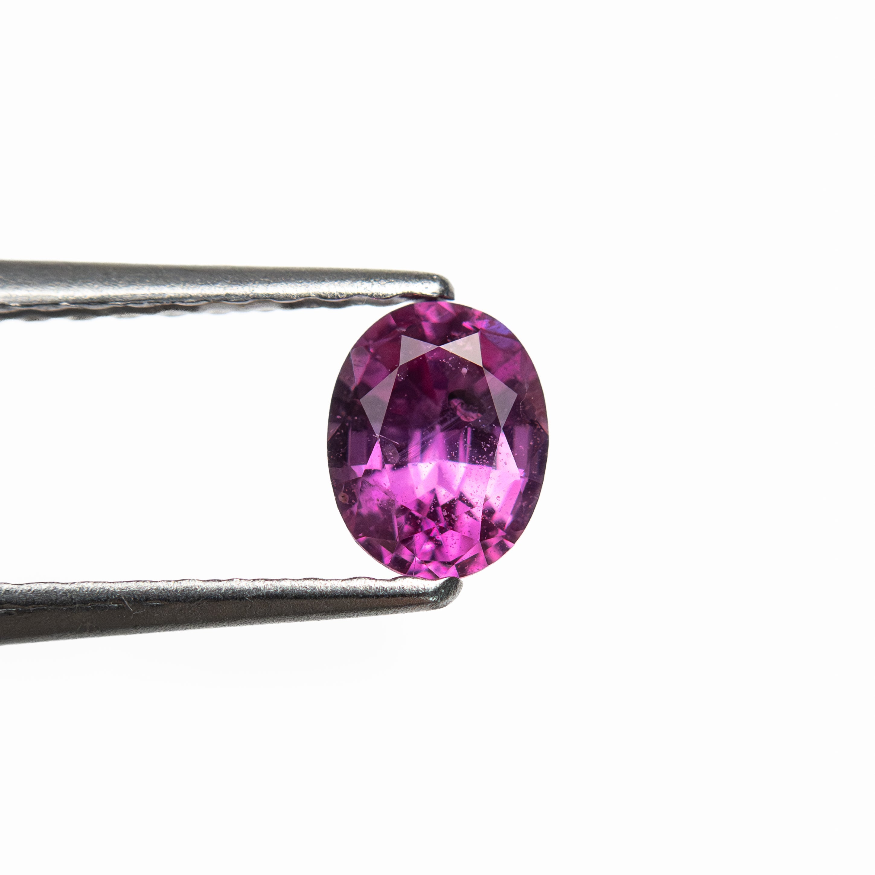 0.44ct 5.04x3.97x2.72mm Oval Brilliant Sapphire 27956 - 20 - Lelya - bespoke engagement and wedding rings made in Scotland, UK