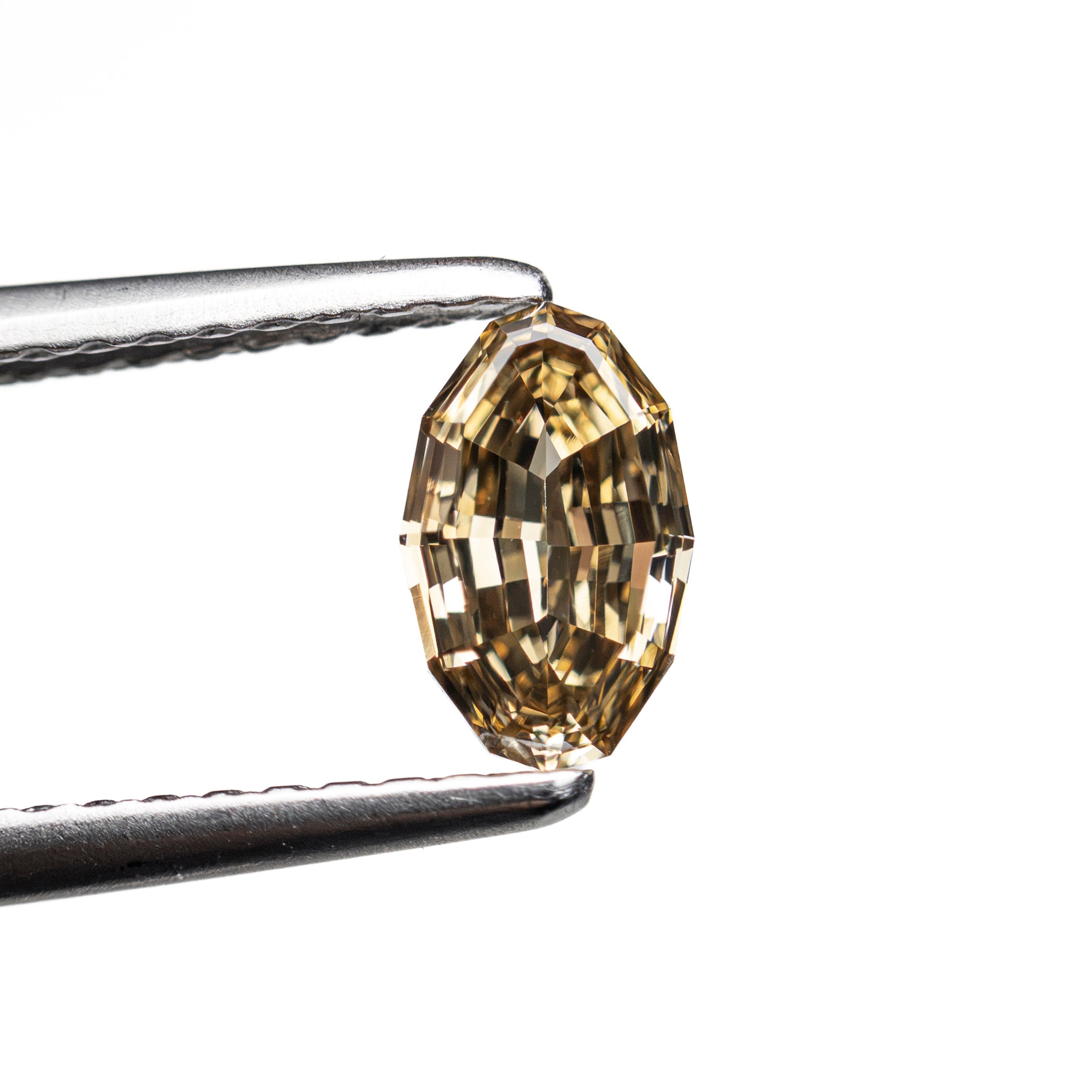0.49ct 6.72x4.18x2.26mm SI1 C5 Geo Oval Step Cut 🇿🇦 28060-02 - Lelya - bespoke engagement and wedding rings made in Scotland, UK
