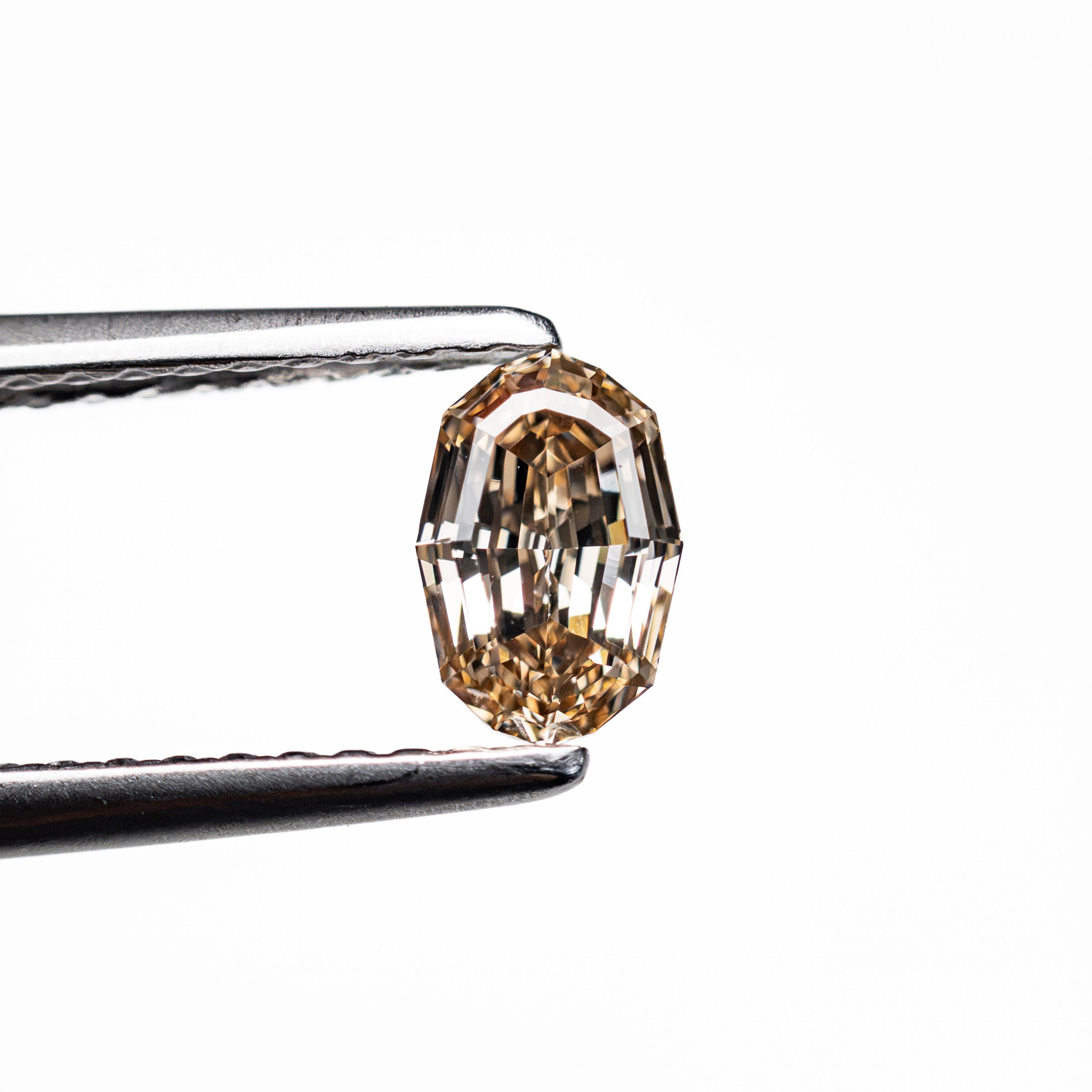 0.51ct 6.05x4.02x2.68mm VS2 C5 Geo Oval Step Cut 🇿🇦 28060-06 - Lelya - bespoke engagement and wedding rings made in Scotland, UK