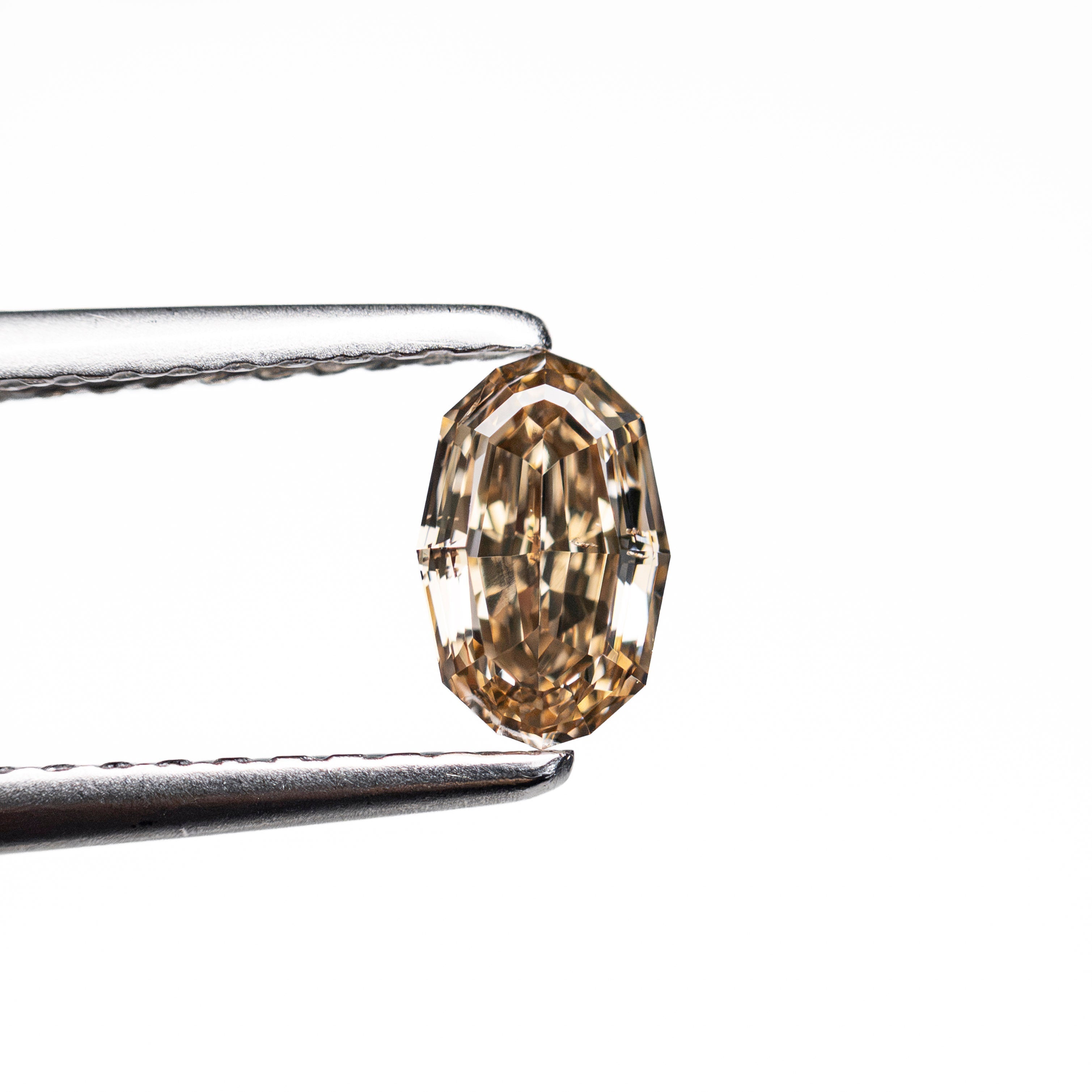 0.51ct 6.08x3.85x2.67mm SI1 C5 Geo Oval Step Cut 🇿🇦 28060-07 - Lelya - bespoke engagement and wedding rings made in Scotland, UK