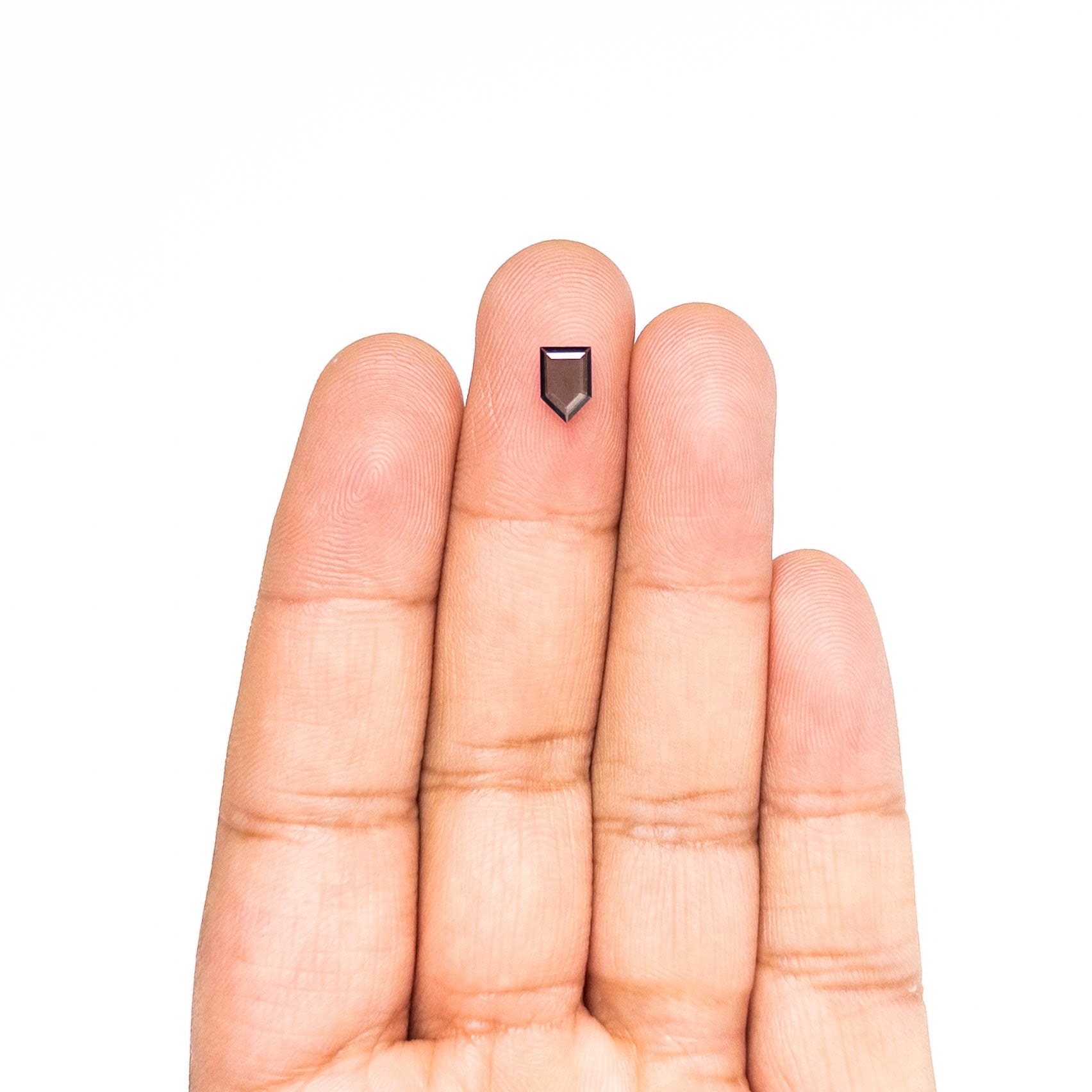0.52ct 7.07x4.78x1.25mm Shield Portrait Cut Sapphire 27730-07 - Lelya - bespoke engagement and wedding rings made in Scotland, UK
