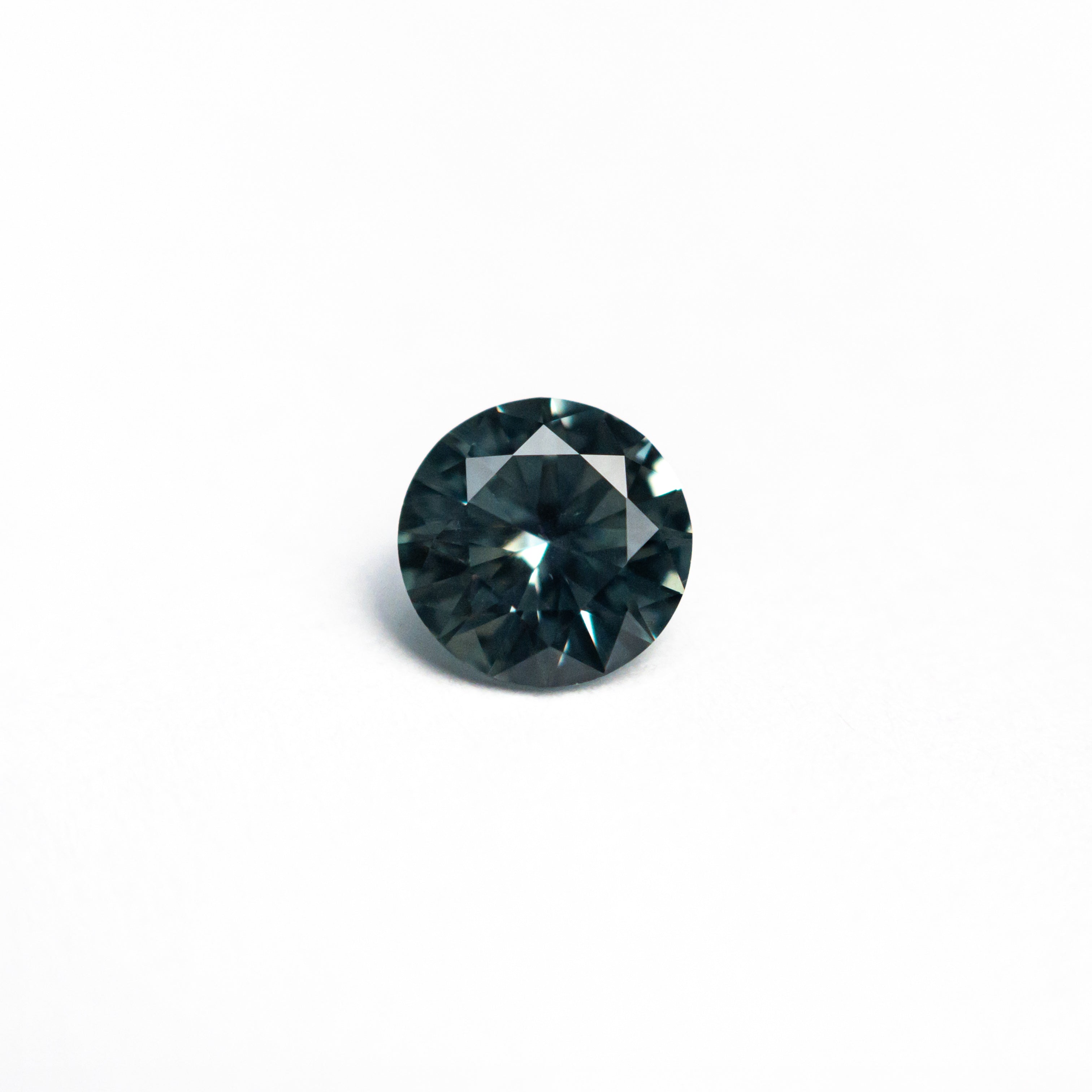 0.54ct 4.99x4.98x2.96mm Round Brilliant Sapphire 26556 - 13 - Lelya - bespoke engagement and wedding rings made in Scotland, UK