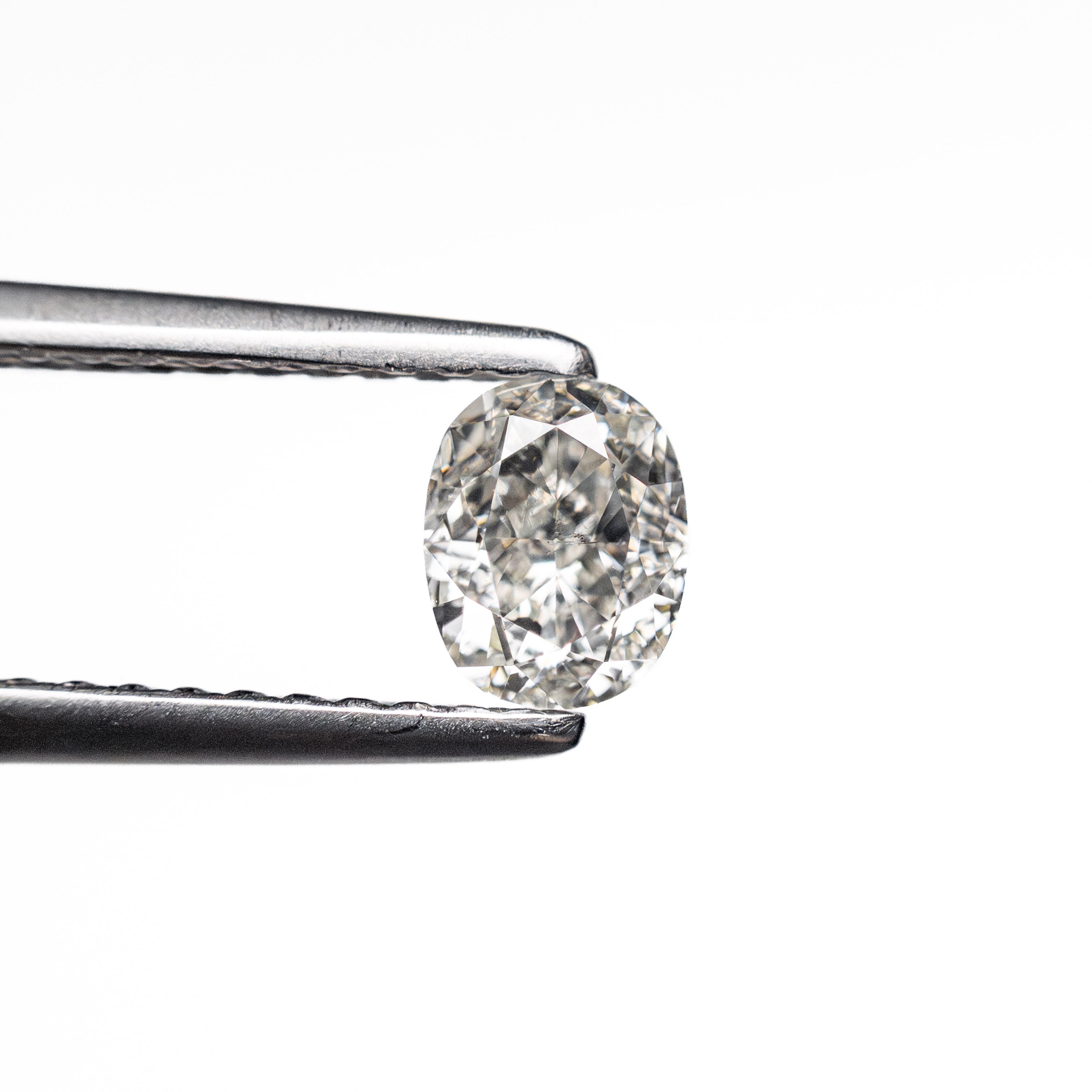 0.54ct 5.09x4.03x2.99mm SI2 G Oval Brilliant 27065 - 02 - Lelya - bespoke engagement and wedding rings made in Scotland, UK