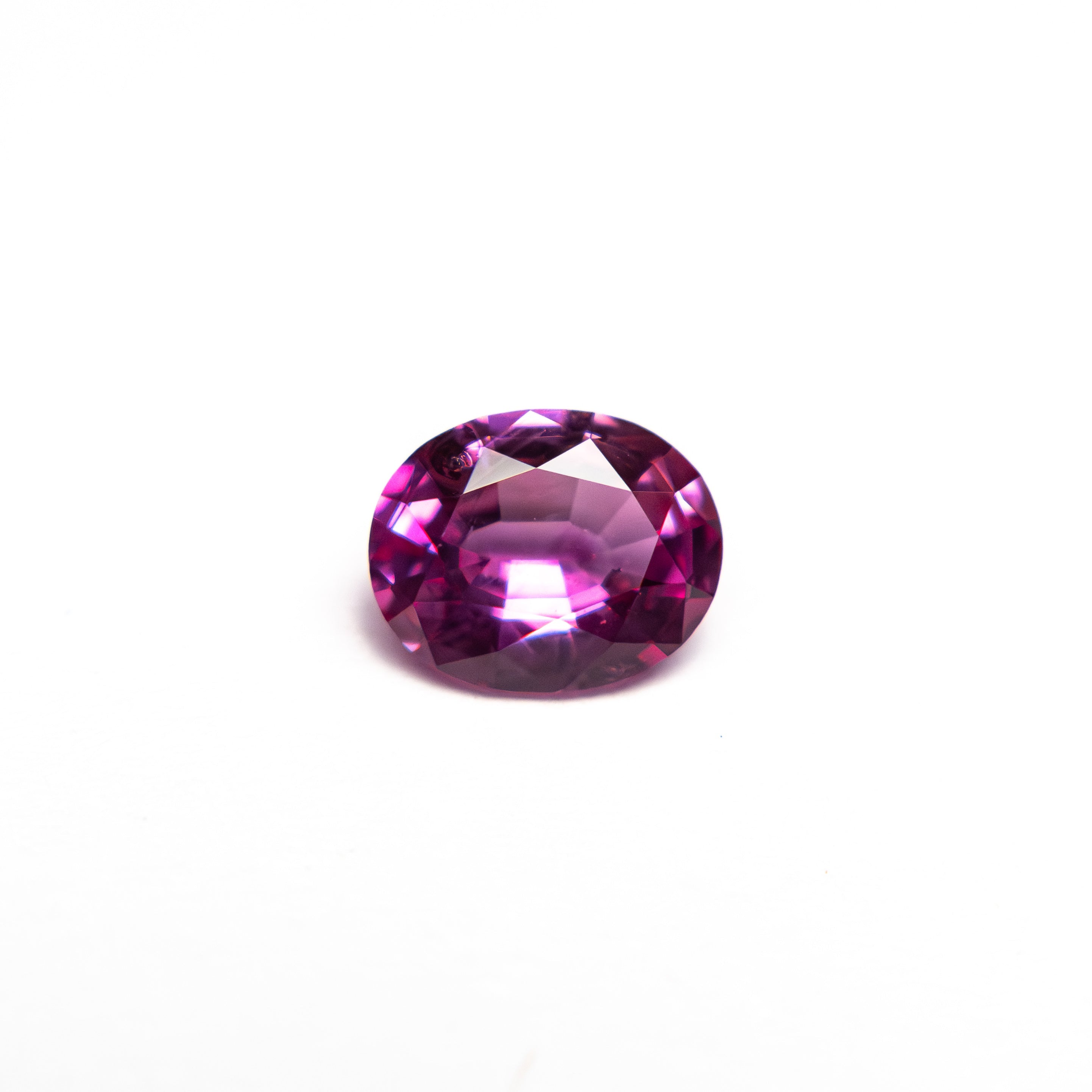 0.58ct 5.83x4.66x2.76mm Oval Brilliant Sapphire 27955 - 13 - Lelya - bespoke engagement and wedding rings made in Scotland, UK
