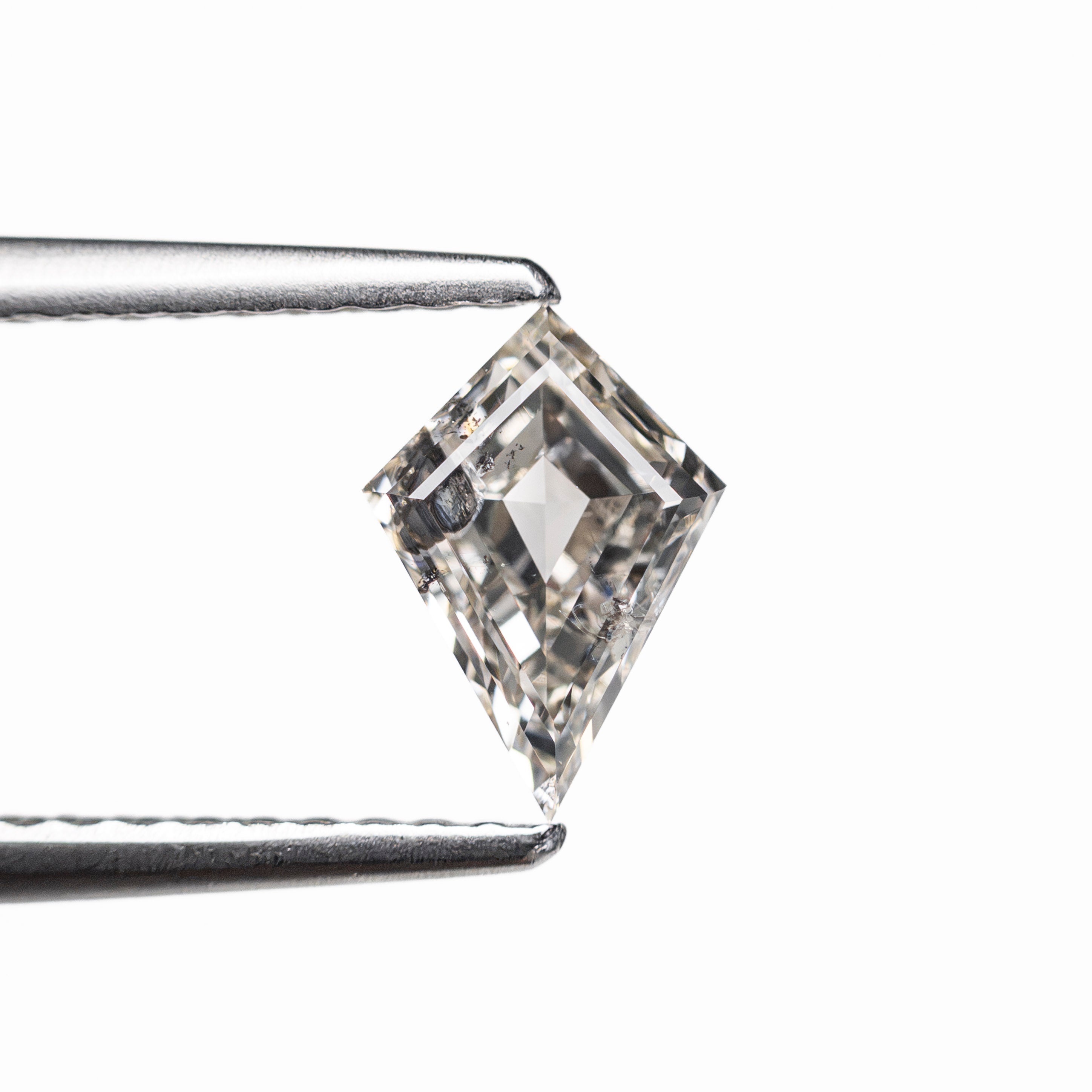 0.61ct 7.67x5.37x2.74mm Kite Step Cut 🇨🇦 28101-01 - Lelya - bespoke engagement and wedding rings made in Scotland, UK