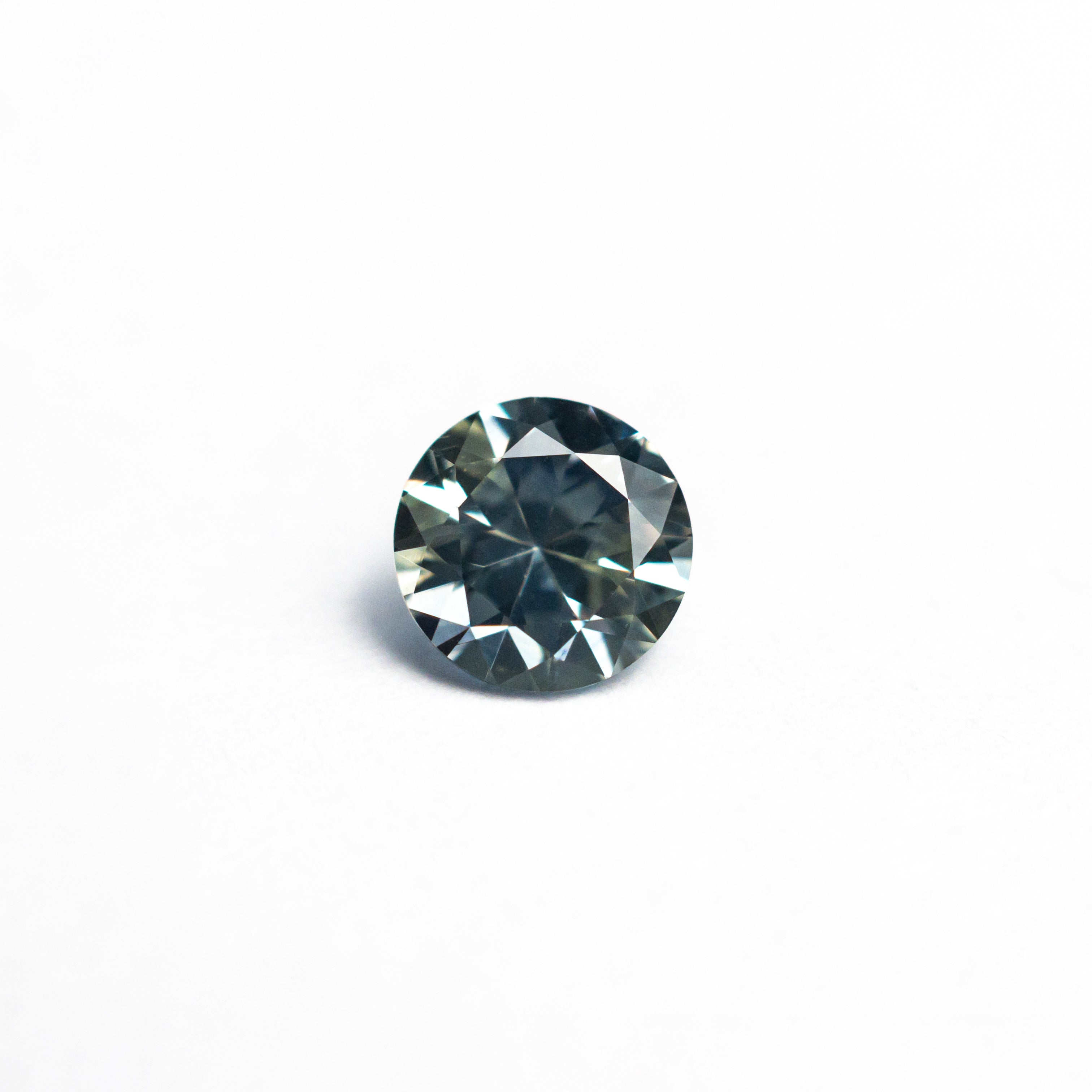0.66ct 5.20x5.17x3.33mm Round Brilliant Sapphire 26556 - 12 - Lelya - bespoke engagement and wedding rings made in Scotland, UK