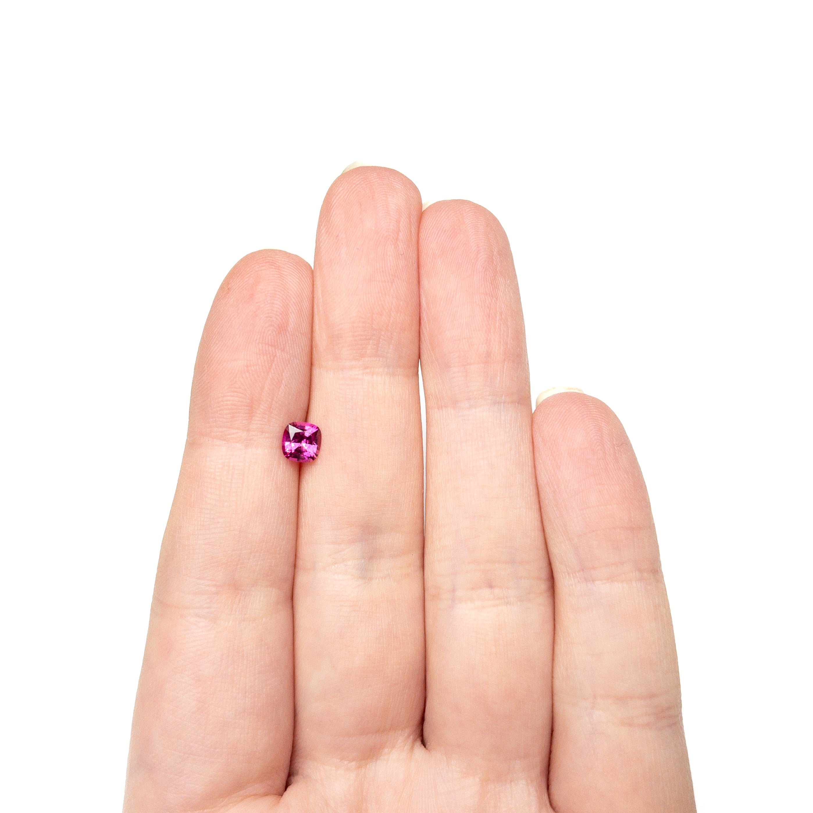 0.67ct 5.14x4.94x3.21mm Cushion Brilliant Sapphire 27955 - 18 - Lelya - bespoke engagement and wedding rings made in Scotland, UK