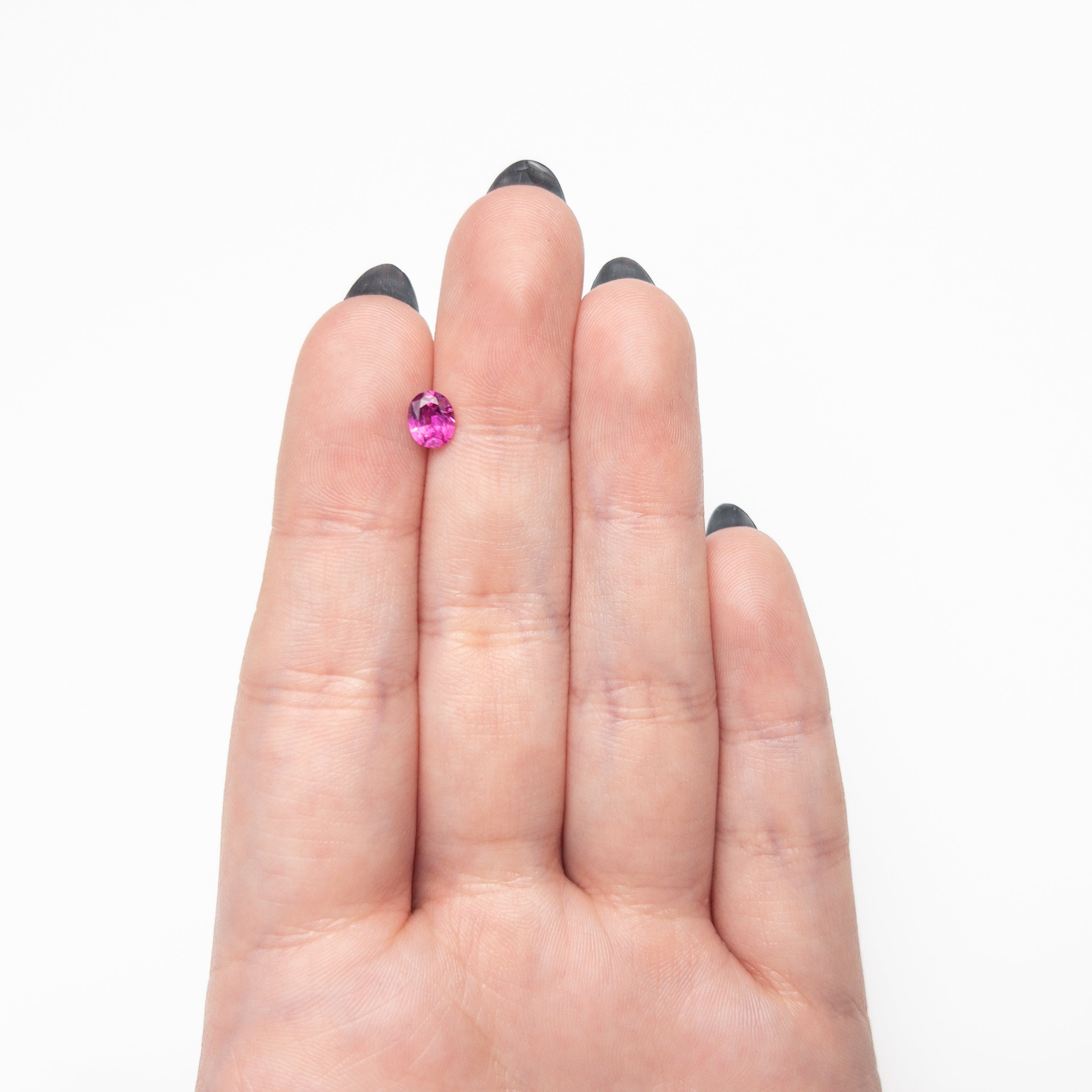 0.70ct 6.00x4.83x2.97mm Oval Brilliant Sapphire 27957 - 08 - Lelya - bespoke engagement and wedding rings made in Scotland, UK