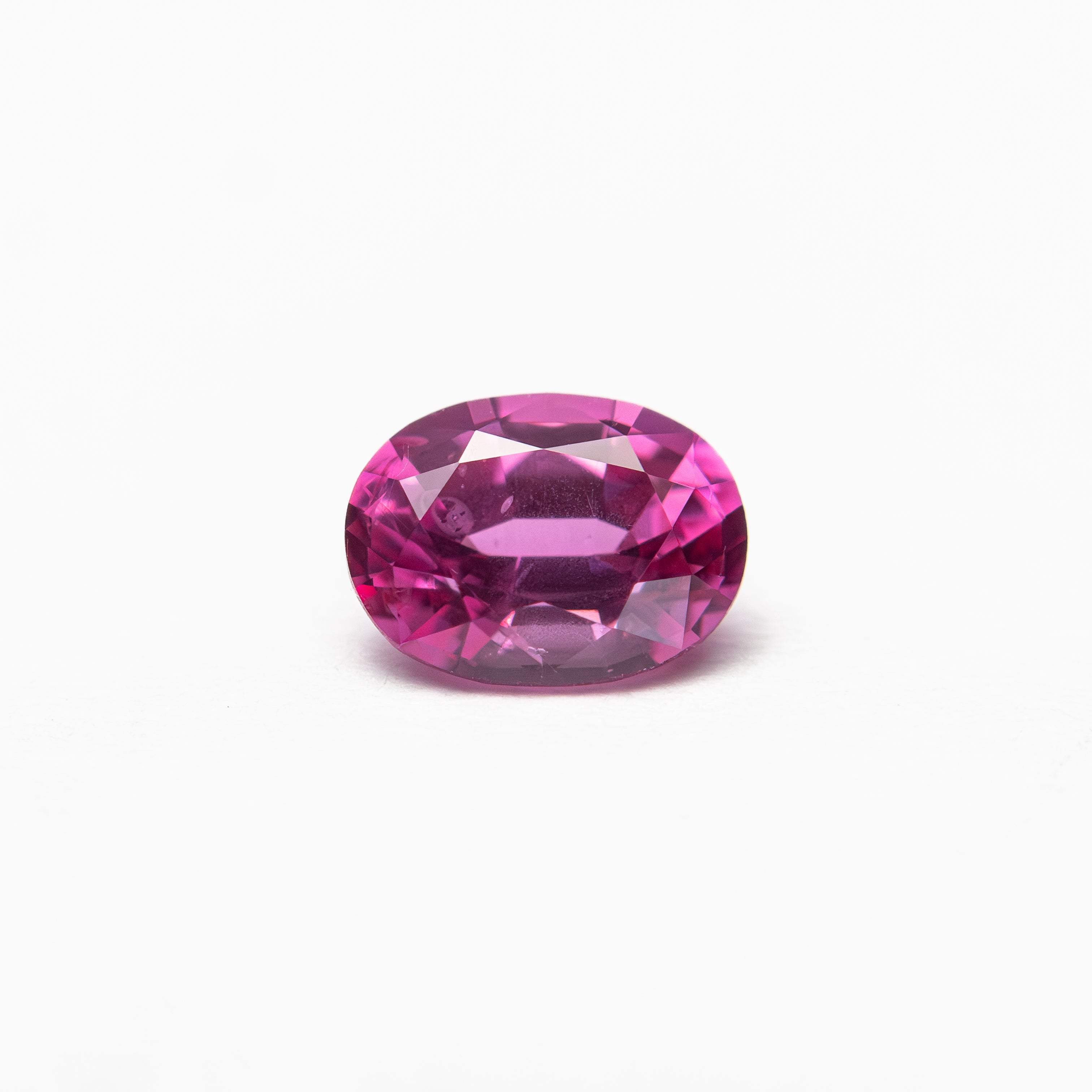 0.70ct 6.03x4.50x3.09mm Oval Brilliant Sapphire 27957 - 30 - Lelya - bespoke engagement and wedding rings made in Scotland, UK