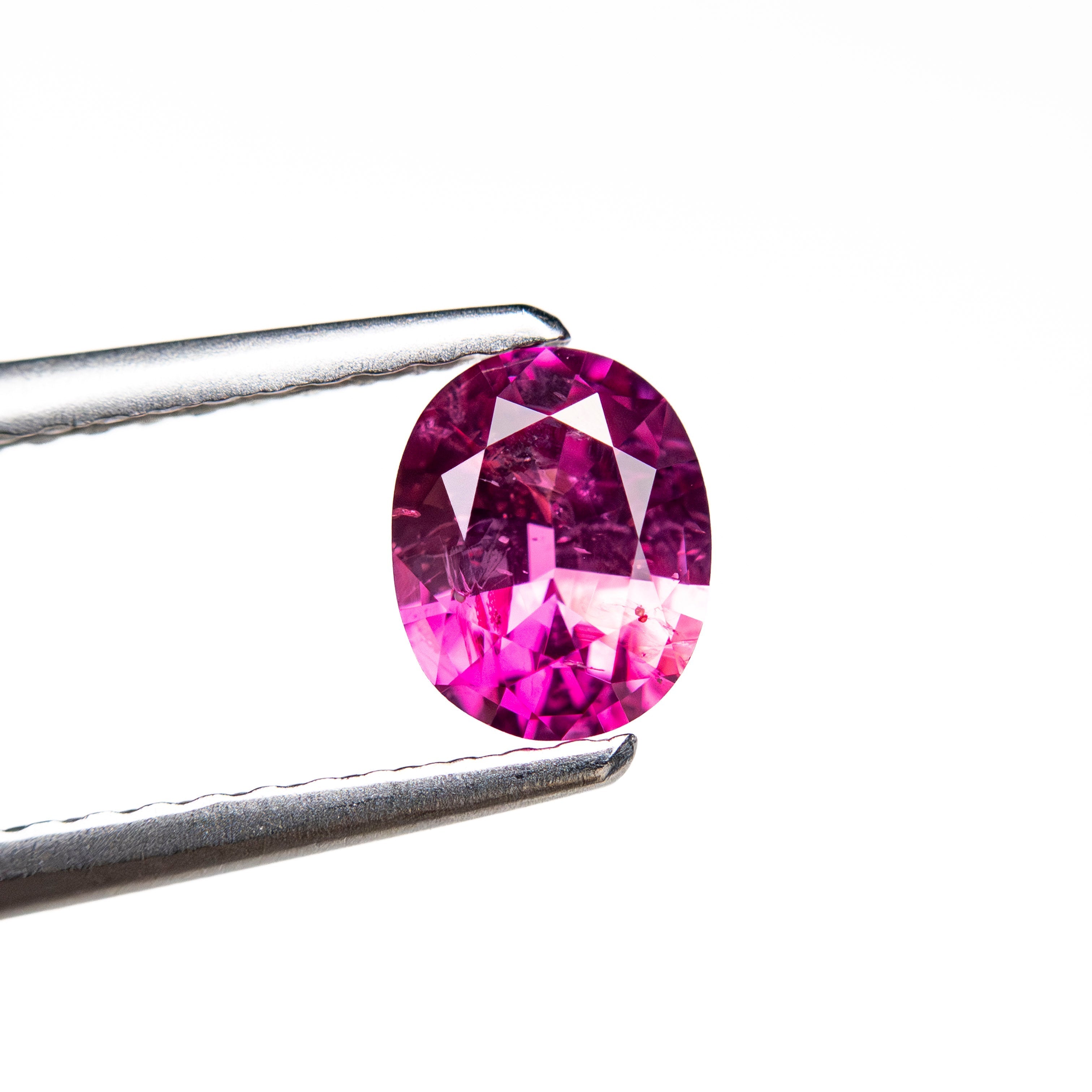 0.71ct 6.04x4.88x3.01mm Oval Brilliant Sapphire 27955 - 01 - Lelya - bespoke engagement and wedding rings made in Scotland, UK