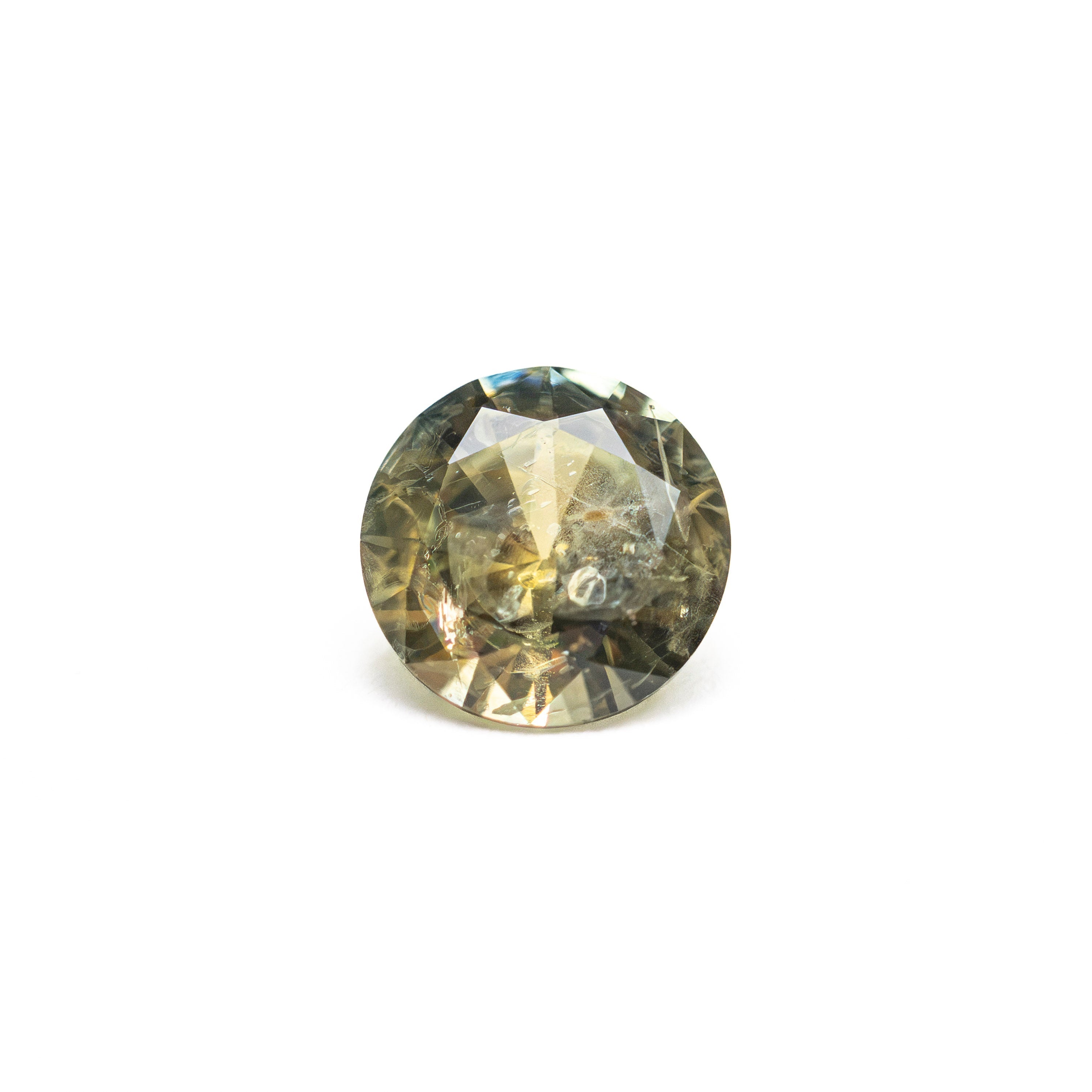 0.75ct 5.53x5.55x3.32mm Round Brilliant Sapphire 26134-06 - Lelya - bespoke engagement and wedding rings made in Scotland, UK