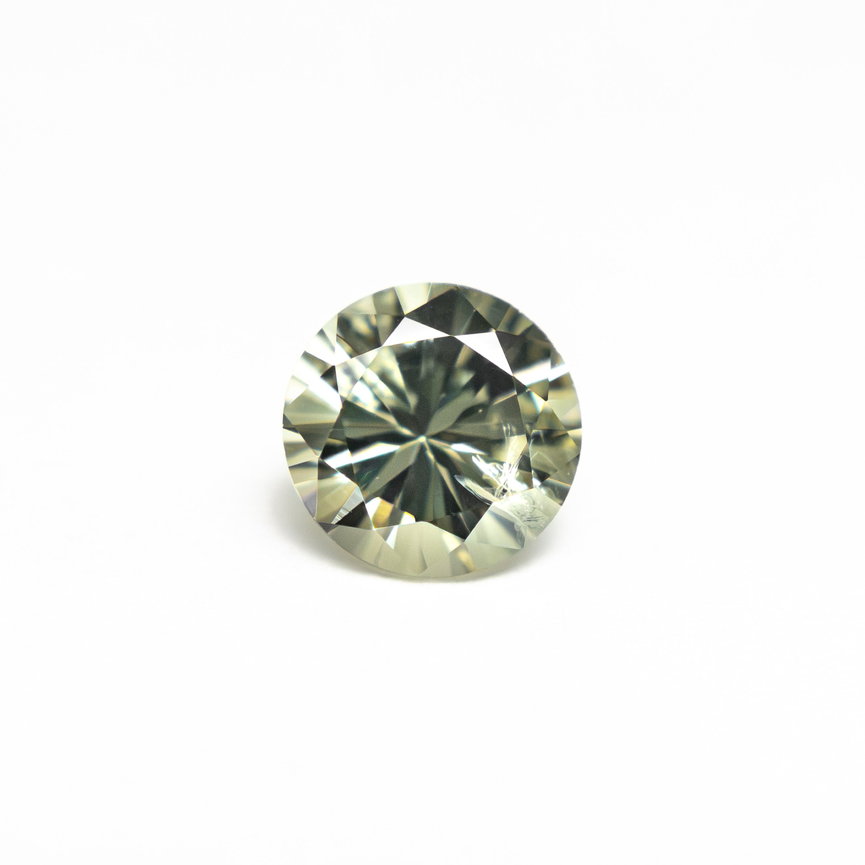 0.76ct 5.56x5.52x3.52mm Round Brilliant Sapphire 26134-16 - Lelya - bespoke engagement and wedding rings made in Scotland, UK