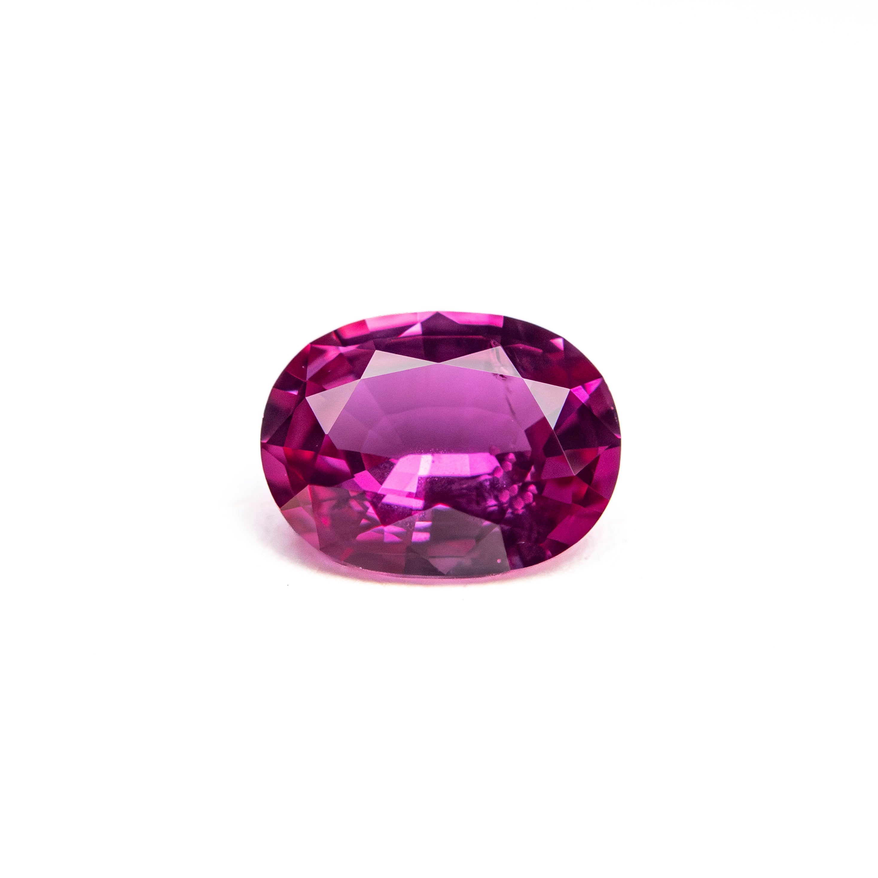 0.80ct 6.56x5.04x2.91mm Oval Brilliant Sapphire 27955 - 05 - Lelya - bespoke engagement and wedding rings made in Scotland, UK