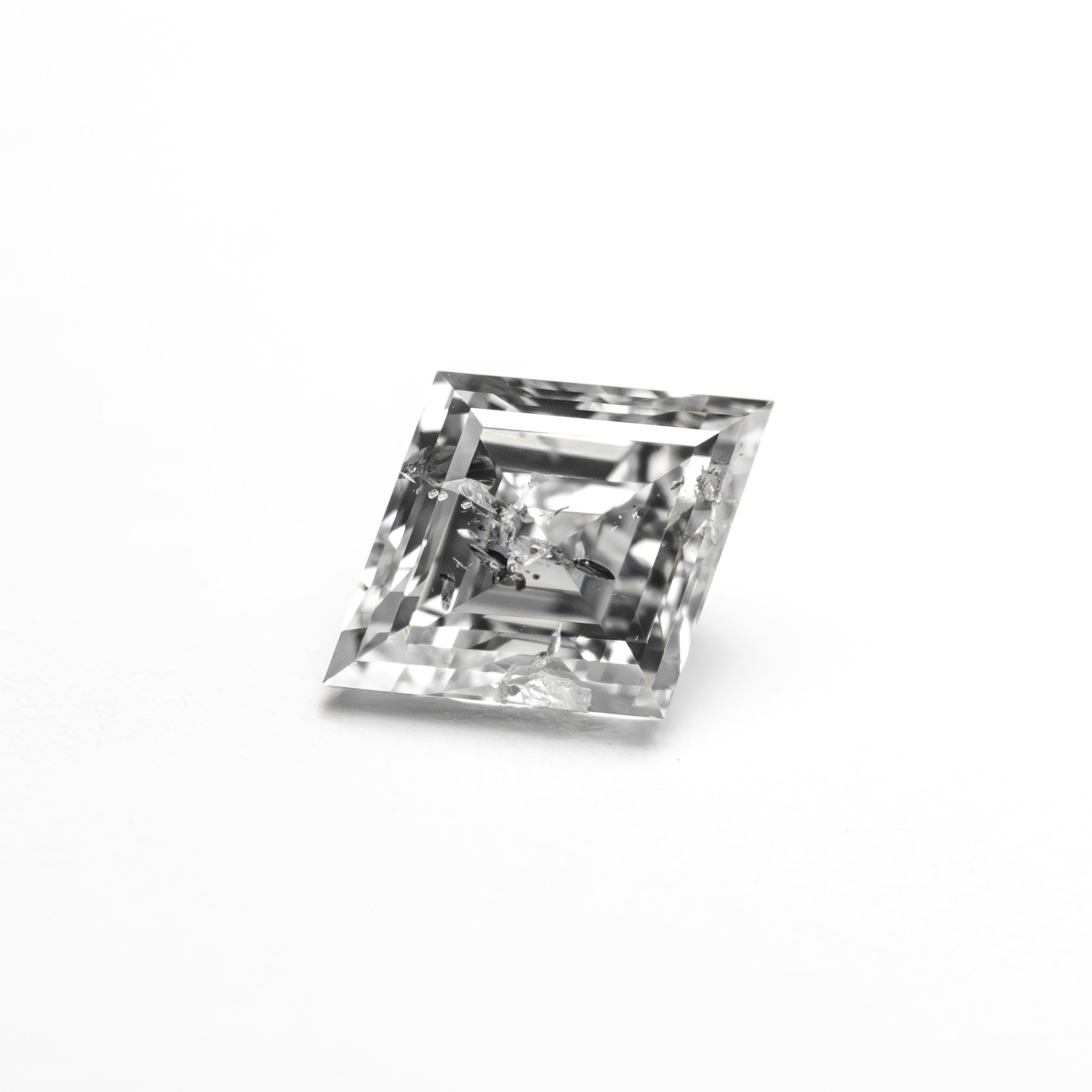 0.93ct 8.14x6.30x3.69mm Lozenge Step Cut 🇨🇦 27680 - 01 - Lelya - bespoke engagement and wedding rings made in Scotland, UK