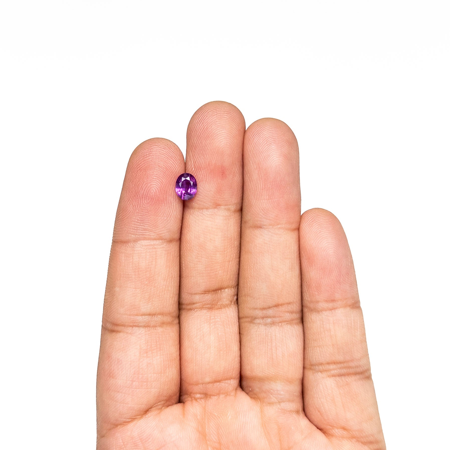 0.94ct 6.74x5.43x3.11mm Oval Brilliant Sapphire 27955 - 09 - Lelya - bespoke engagement and wedding rings made in Scotland, UK