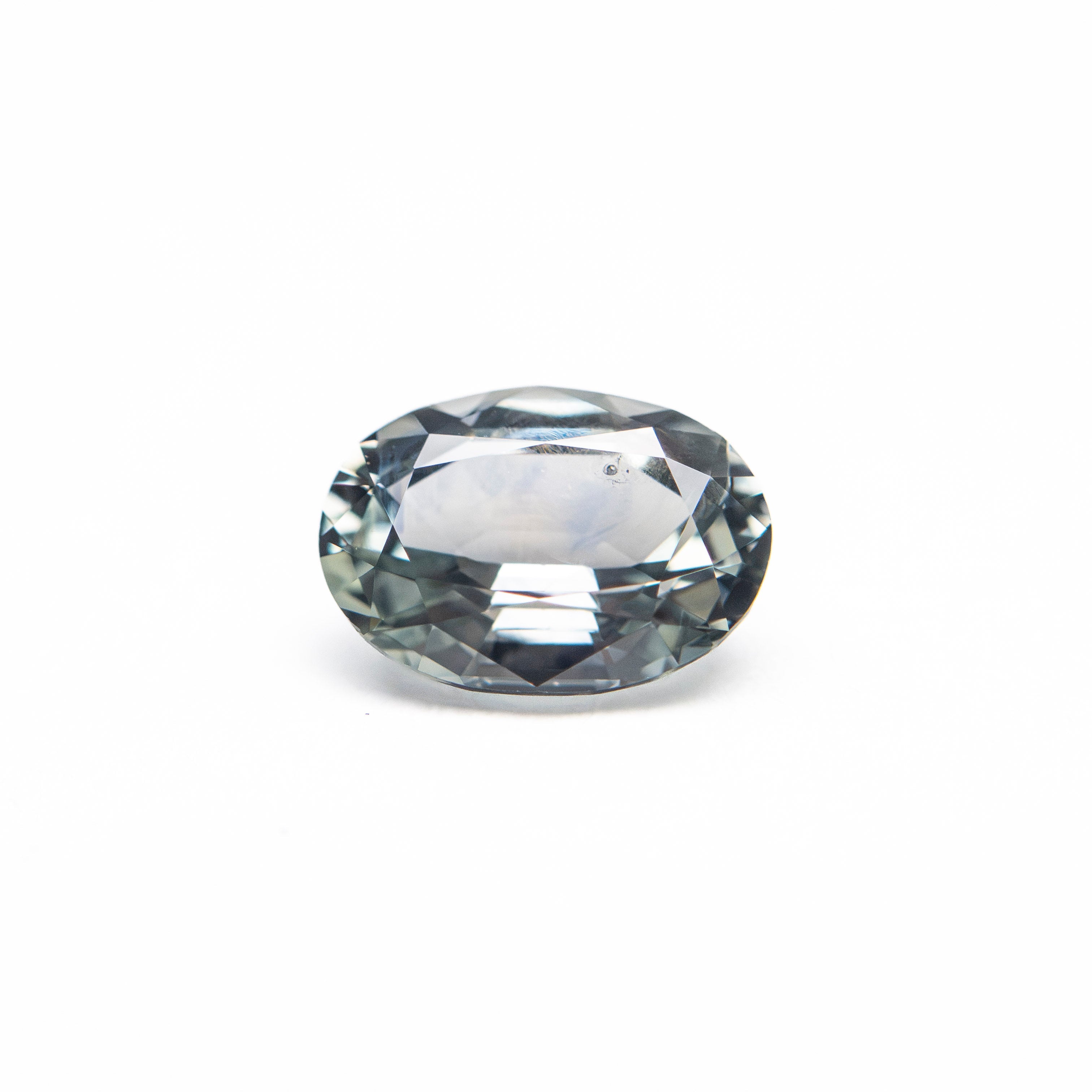 0.94ct 6.97x5.01x3.14mm Oval Brilliant Sapphire 26162-10 - Lelya - bespoke engagement and wedding rings made in Scotland, UK