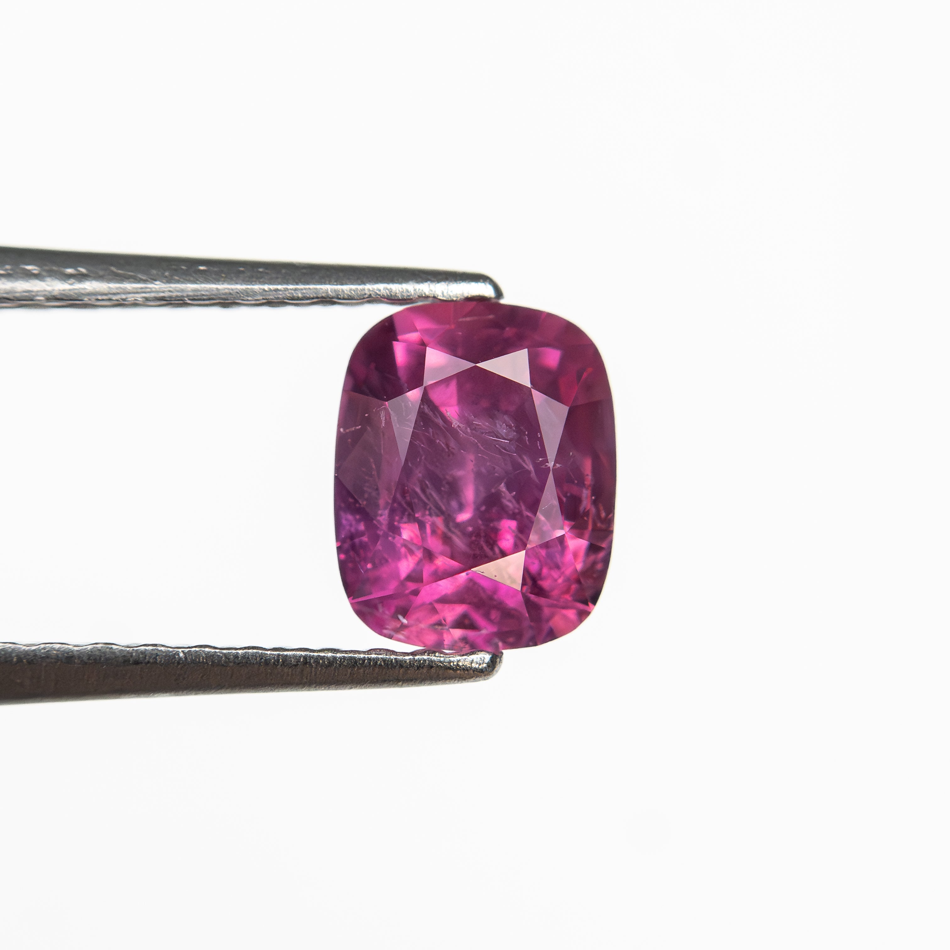 0.97ct 6.07x4.95x3.65mm Cushion Brilliant Sapphire 27955 - 29 - Lelya - bespoke engagement and wedding rings made in Scotland, UK