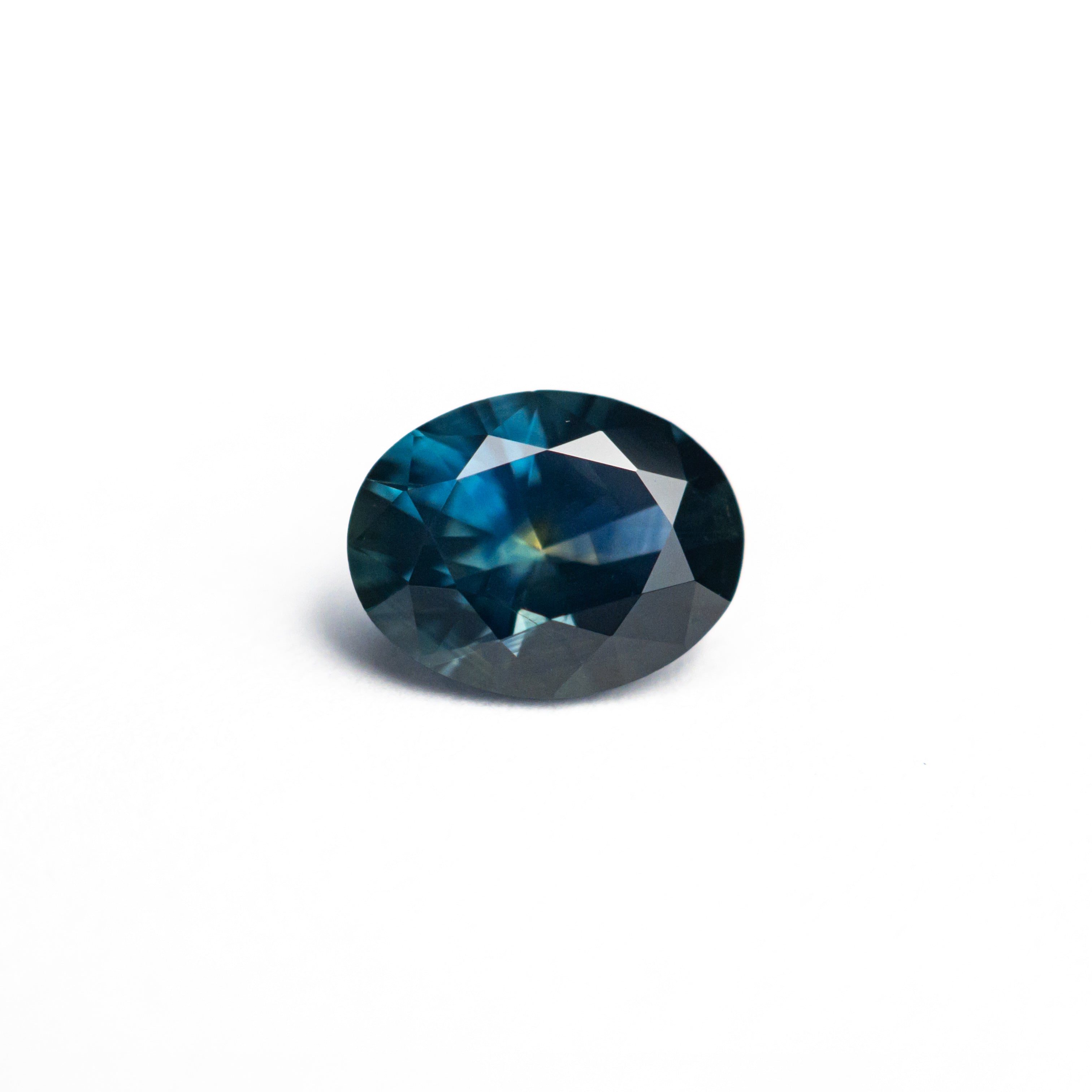 0.99ct 6.81x5.28x3.72mm Oval Brilliant Sapphire 26527 - 22 - Lelya - bespoke engagement and wedding rings made in Scotland, UK