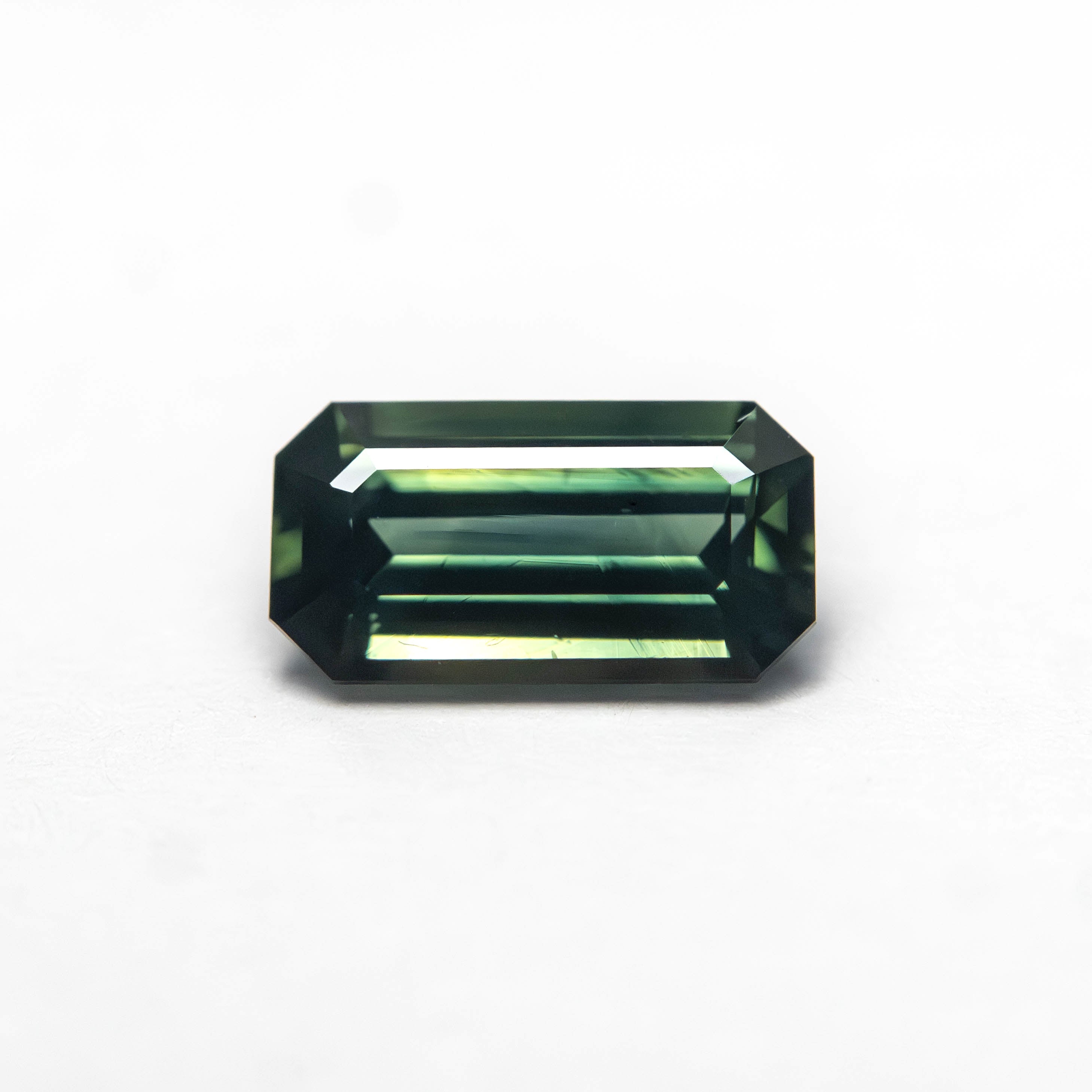 0.99ct 7.89x4.20x2.78mm Cut Corner Rectangle Steph Cut Sapphire 27329 - 05 - Lelya - bespoke engagement and wedding rings made in Scotland, UK