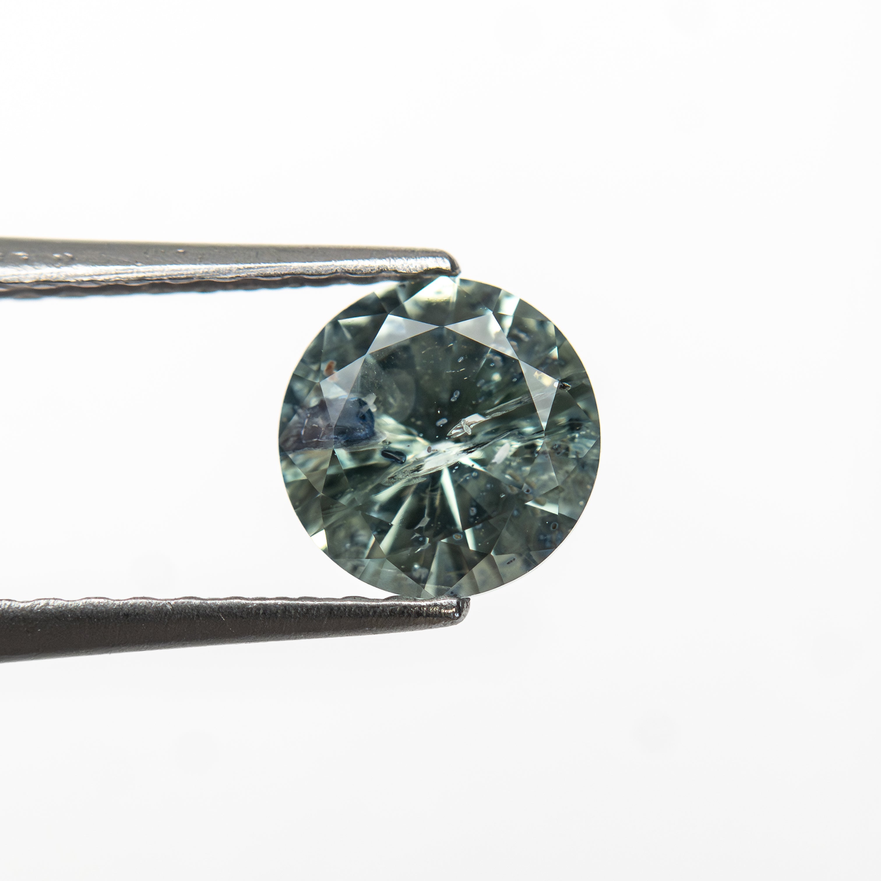 1.00ct 6.05x6.01x3.73mm Round Brilliant Sapphire 26141 - 28 - Lelya - bespoke engagement and wedding rings made in Scotland, UK