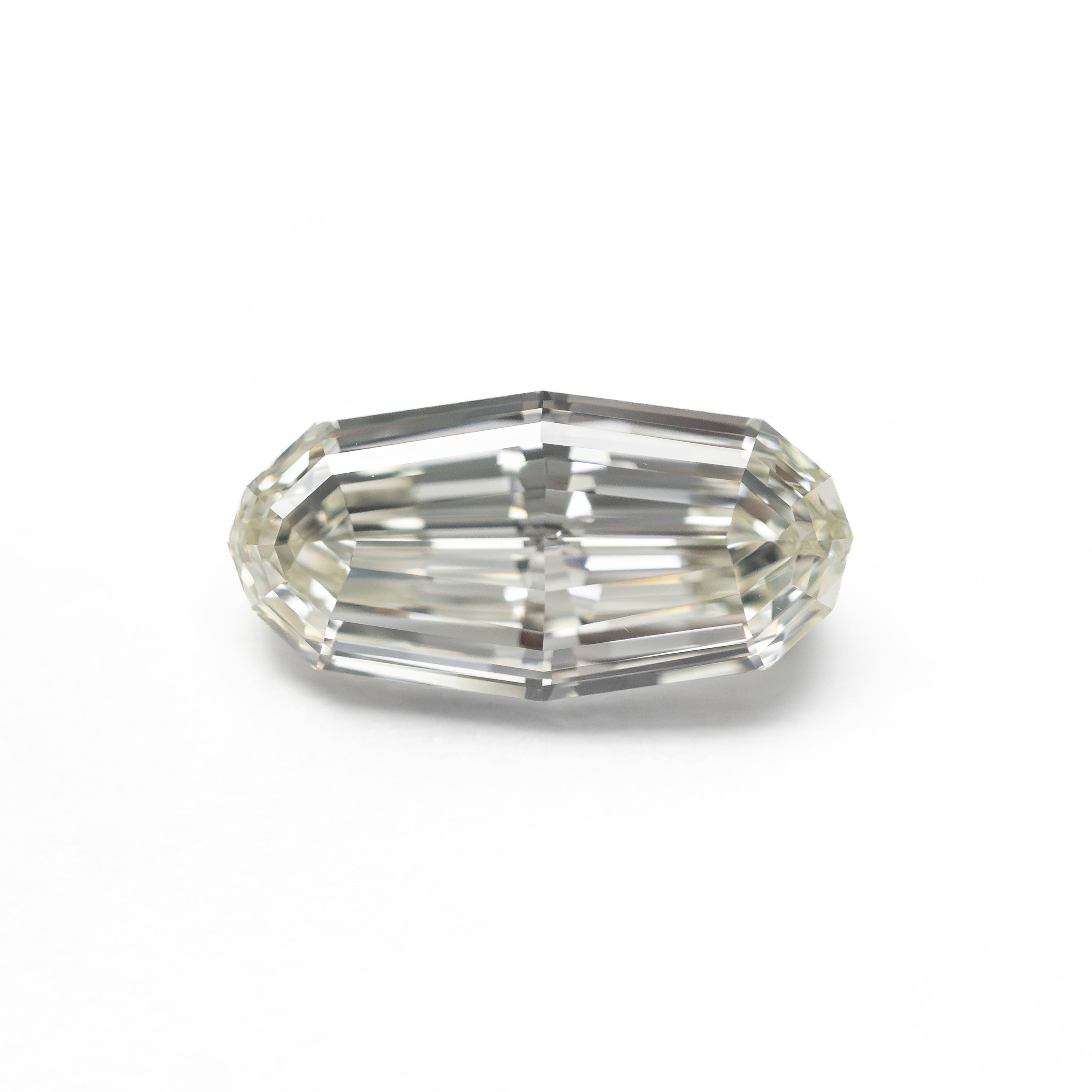 1.00ct 9.15x4.51x2.88mm GIA VVSI K Geo Oval Step Cut 28330-01 - Lelya - bespoke engagement and wedding rings made in Scotland, UK
