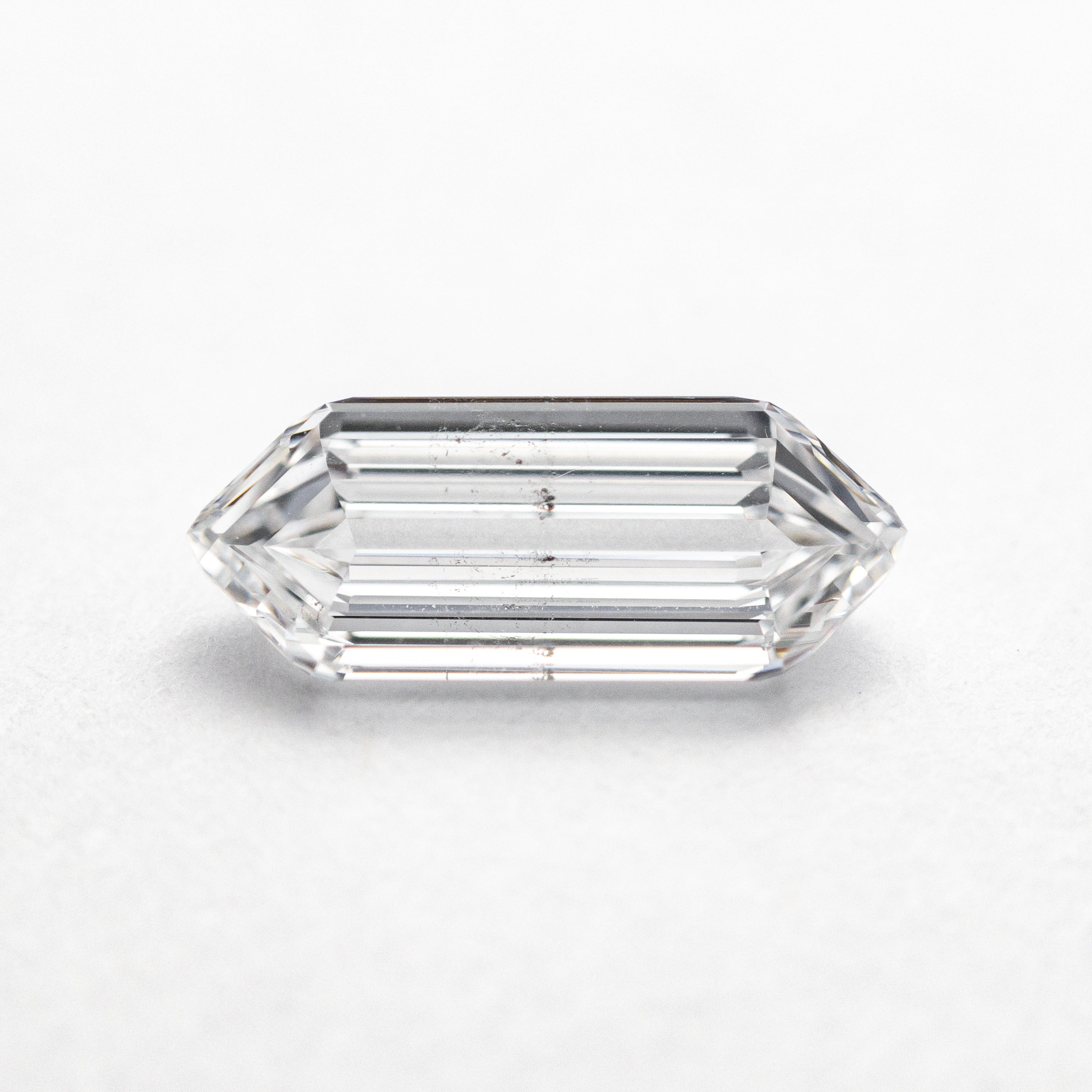 1.01ct 10.12x4.18x2.42mm GIA SI2 D Hexagon Step Cut 22621 - 01 - Lelya - bespoke engagement and wedding rings made in Scotland, UK