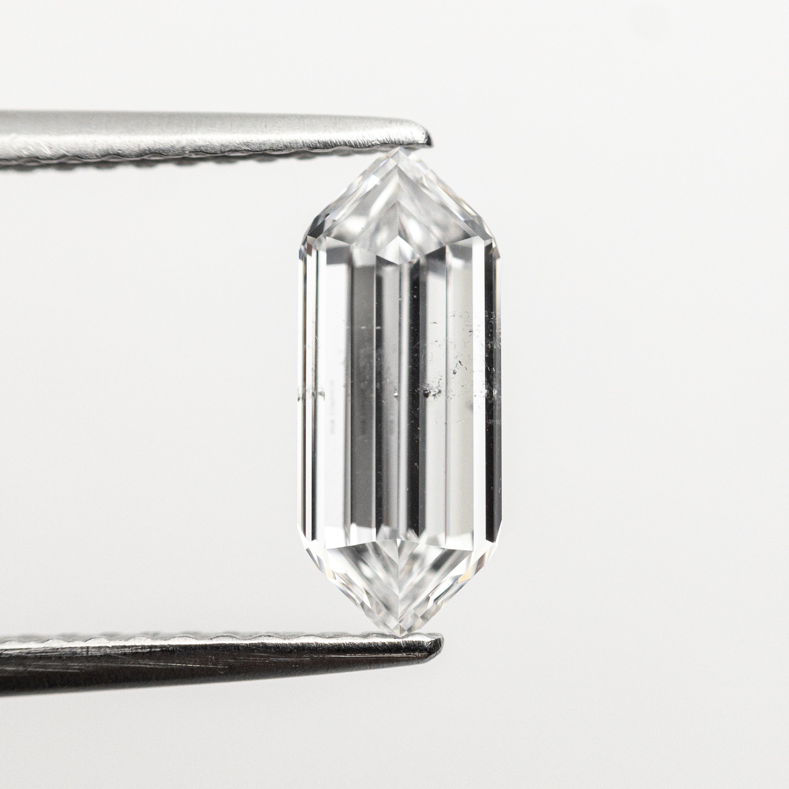 1.01ct 10.12x4.18x2.42mm GIA SI2 D Hexagon Step Cut 22621 - 01 - Lelya - bespoke engagement and wedding rings made in Scotland, UK