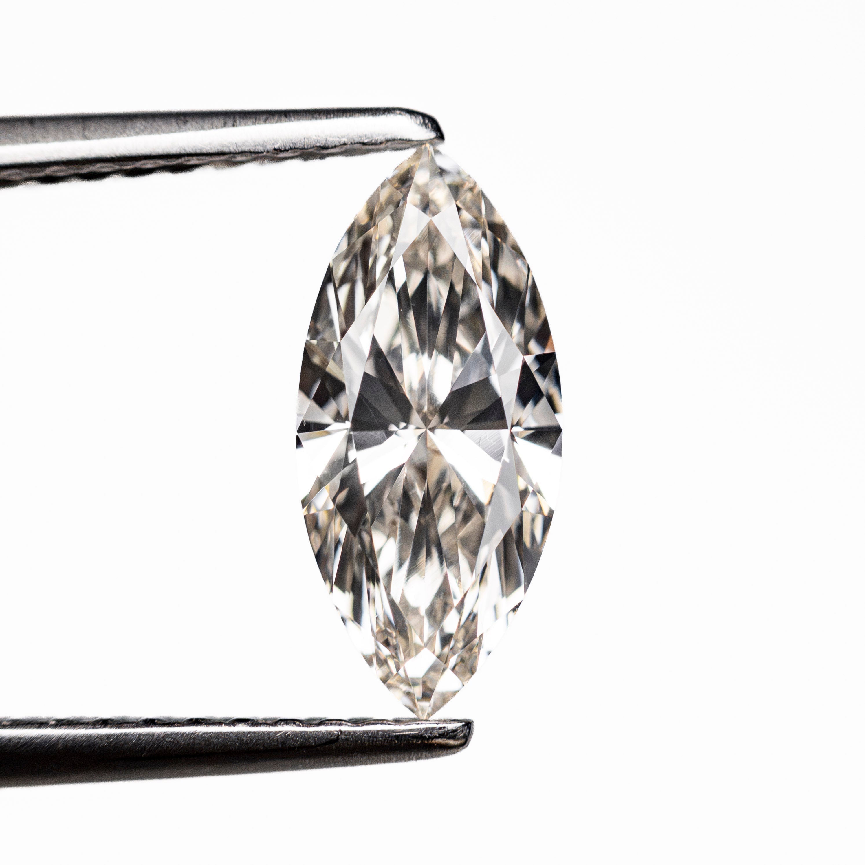 1.01ct 11.06x5.06x3.07mm VVS2 L Marquise Brilliant 28337-01 - Lelya - bespoke engagement and wedding rings made in Scotland, UK