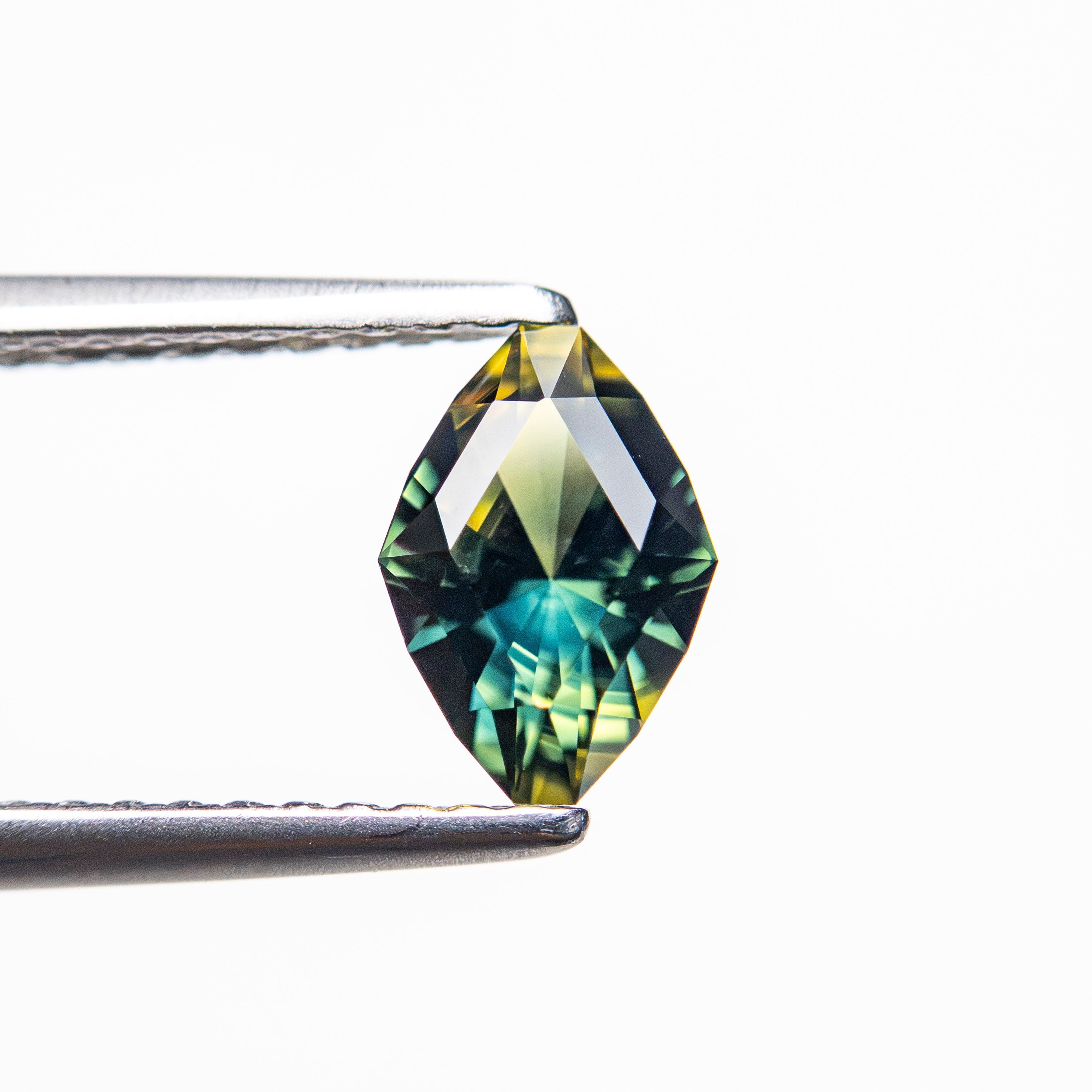 1.02ct 7.35x5.15x3.94mm Geo Marquise Brilliant Sapphire 27766-14 - Lelya - bespoke engagement and wedding rings made in Scotland, UK