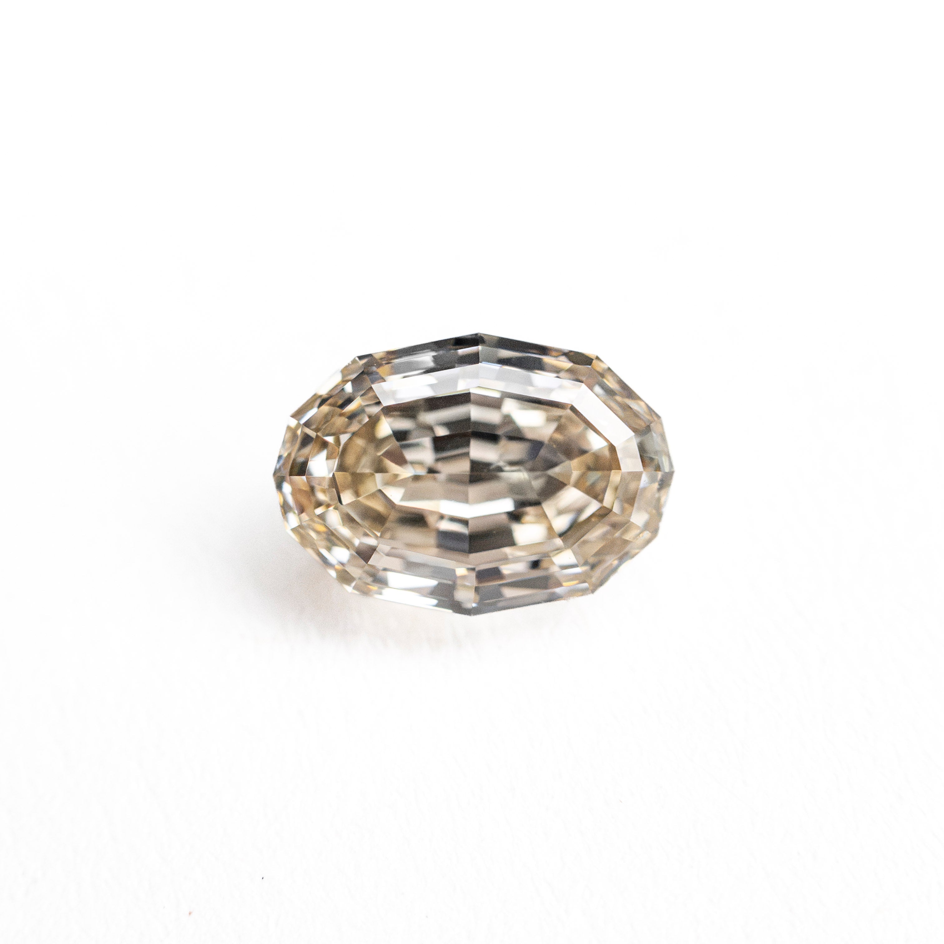1.03ct 7.15x5.04x3.35mm VS2 O-P Geo Oval Step Cut 🇨🇦 28324-04 - Lelya - bespoke engagement and wedding rings made in Scotland, UK