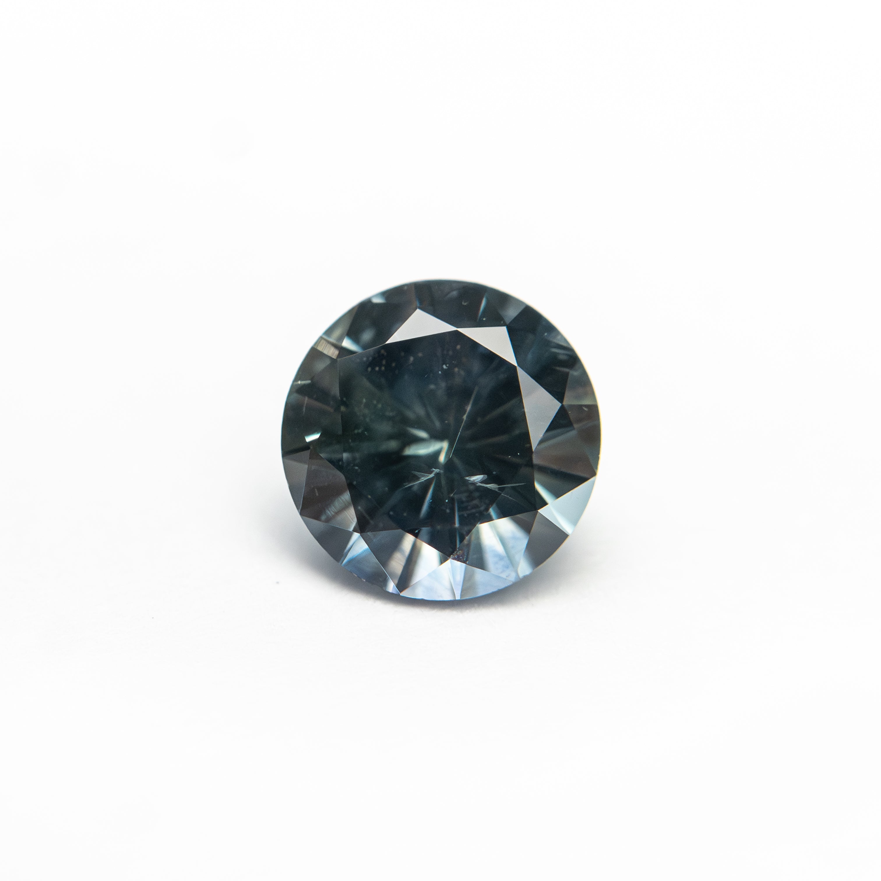 1.04ct 6.10x6.07x3.89mm Round Brilliant Sapphire 26141 - 25 - Lelya - bespoke engagement and wedding rings made in Scotland, UK