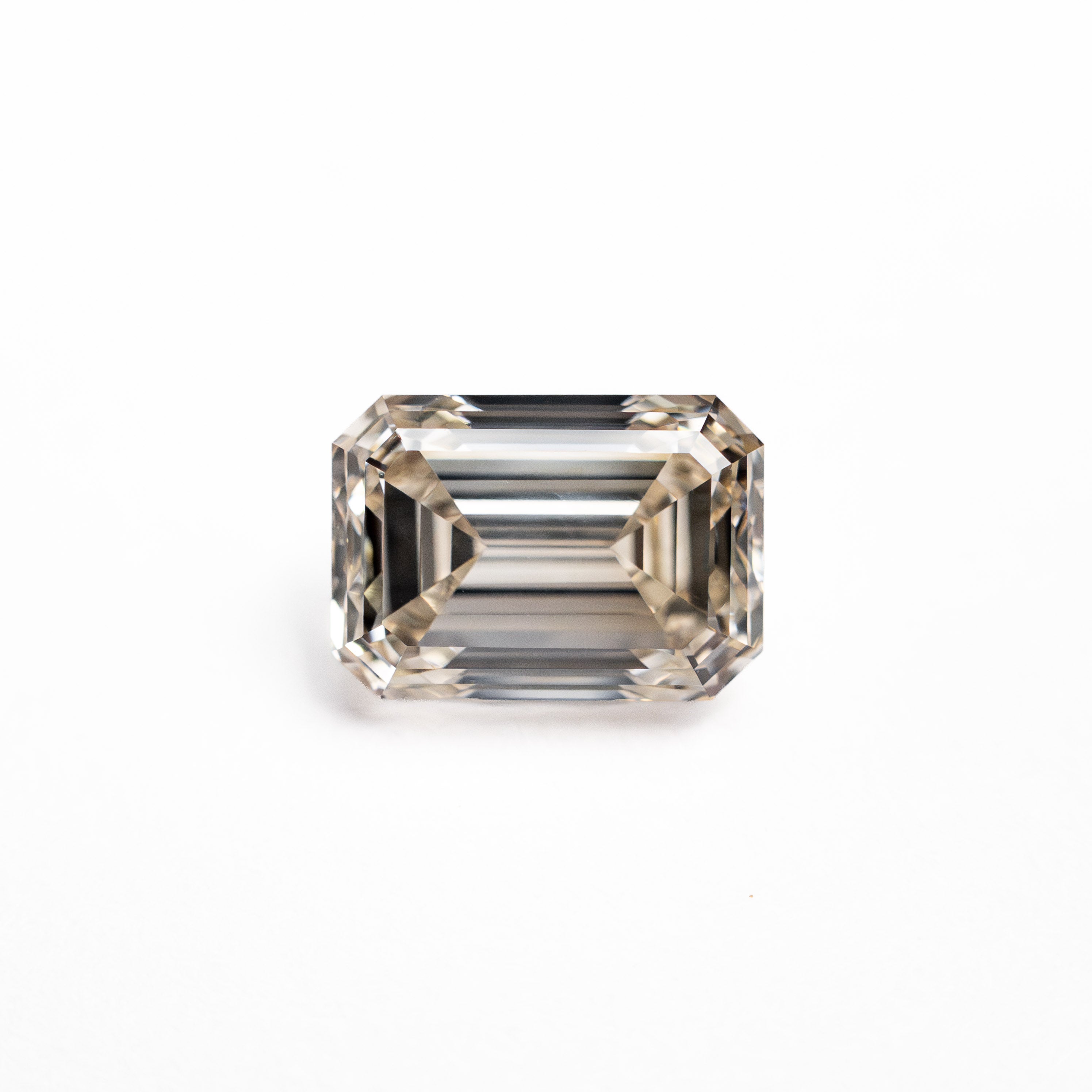 1.04ct 6.47x4.59x3.40mm VVS2 M Cut Corner Rectangle Step Cut 🇿🇦 26318 - 02 - Lelya - bespoke engagement and wedding rings made in Scotland, UK