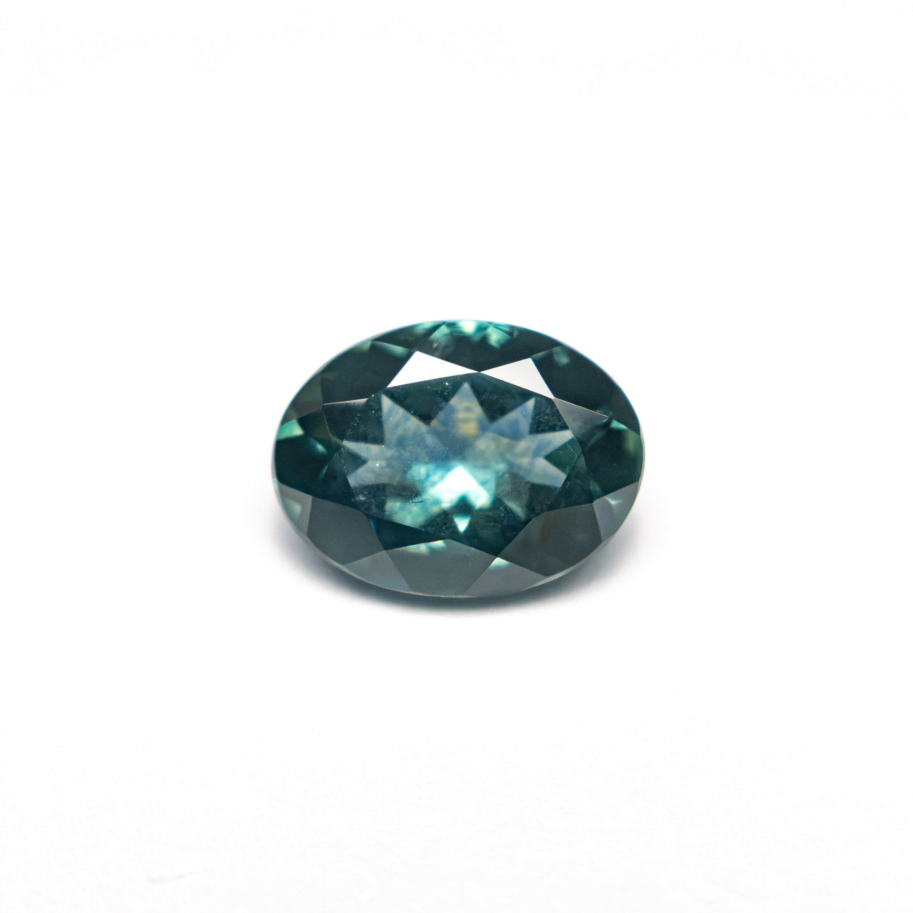 1.10ct 7.33x5.47x3.21mm Oval Brilliant Sapphire 28028-21 - Lelya - bespoke engagement and wedding rings made in Scotland, UK