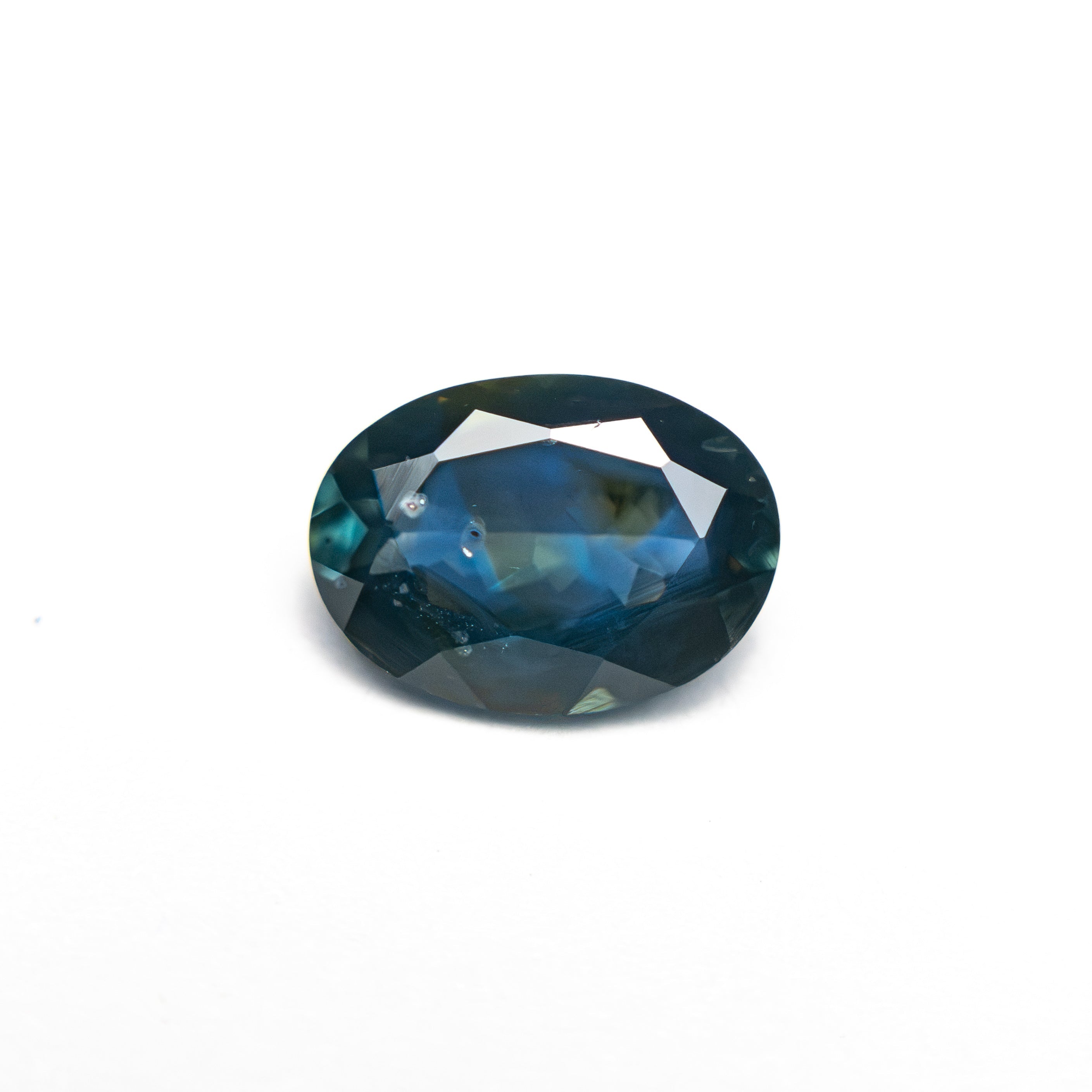 1.11ct 7.54x5.40x3.20mm Oval Brilliant Sapphire 28028-23 - Lelya - bespoke engagement and wedding rings made in Scotland, UK