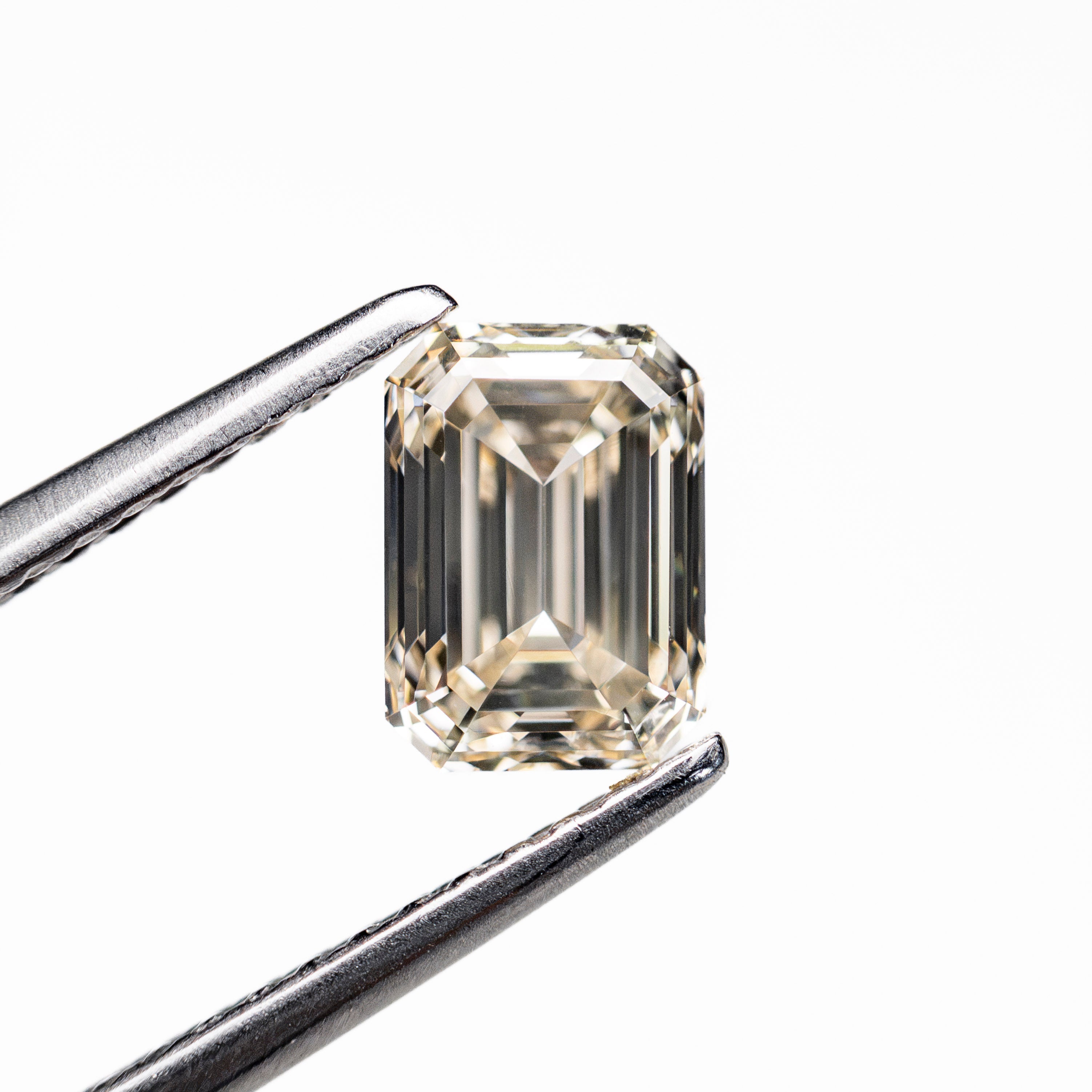 1.13ct 6.70x4.80x3.40mm VS2 O-P Cut Corner Rectangle Step Cut 🇨🇦 28324-26 - Lelya - bespoke engagement and wedding rings made in Scotland, UK