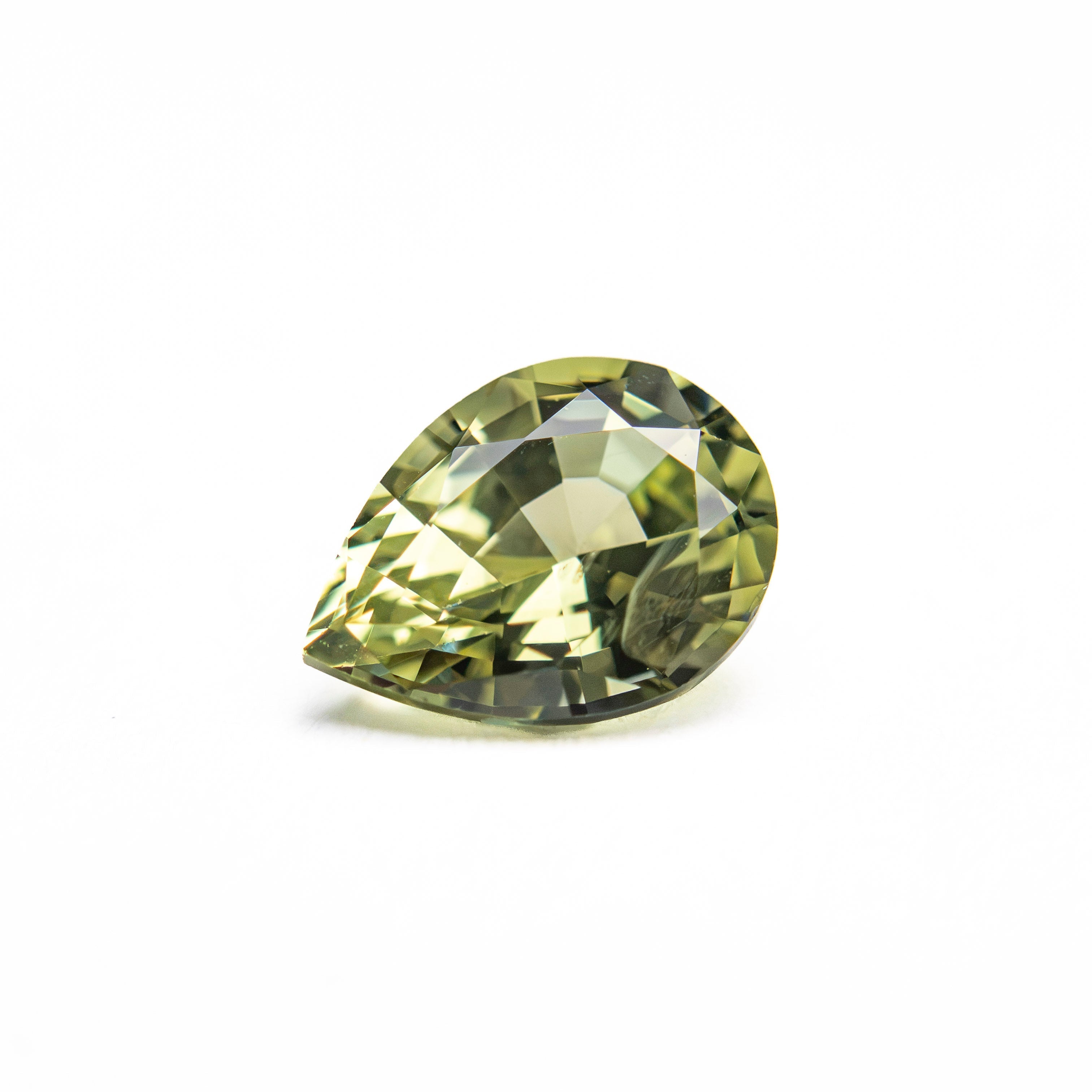 1.14ct 7.52x5.54x3.71mm Pear Brilliant Sapphire 26150-18 - Lelya - bespoke engagement and wedding rings made in Scotland, UK