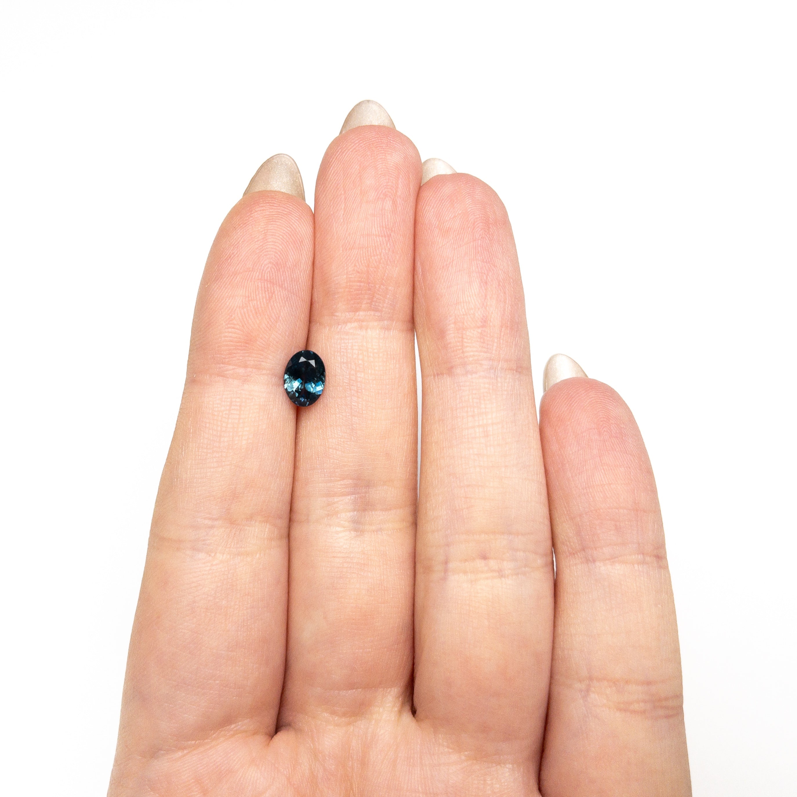 1.19ct 7.37x5.41x3.34mm Oval Brilliant Sapphire 28028-26 - Lelya - bespoke engagement and wedding rings made in Scotland, UK