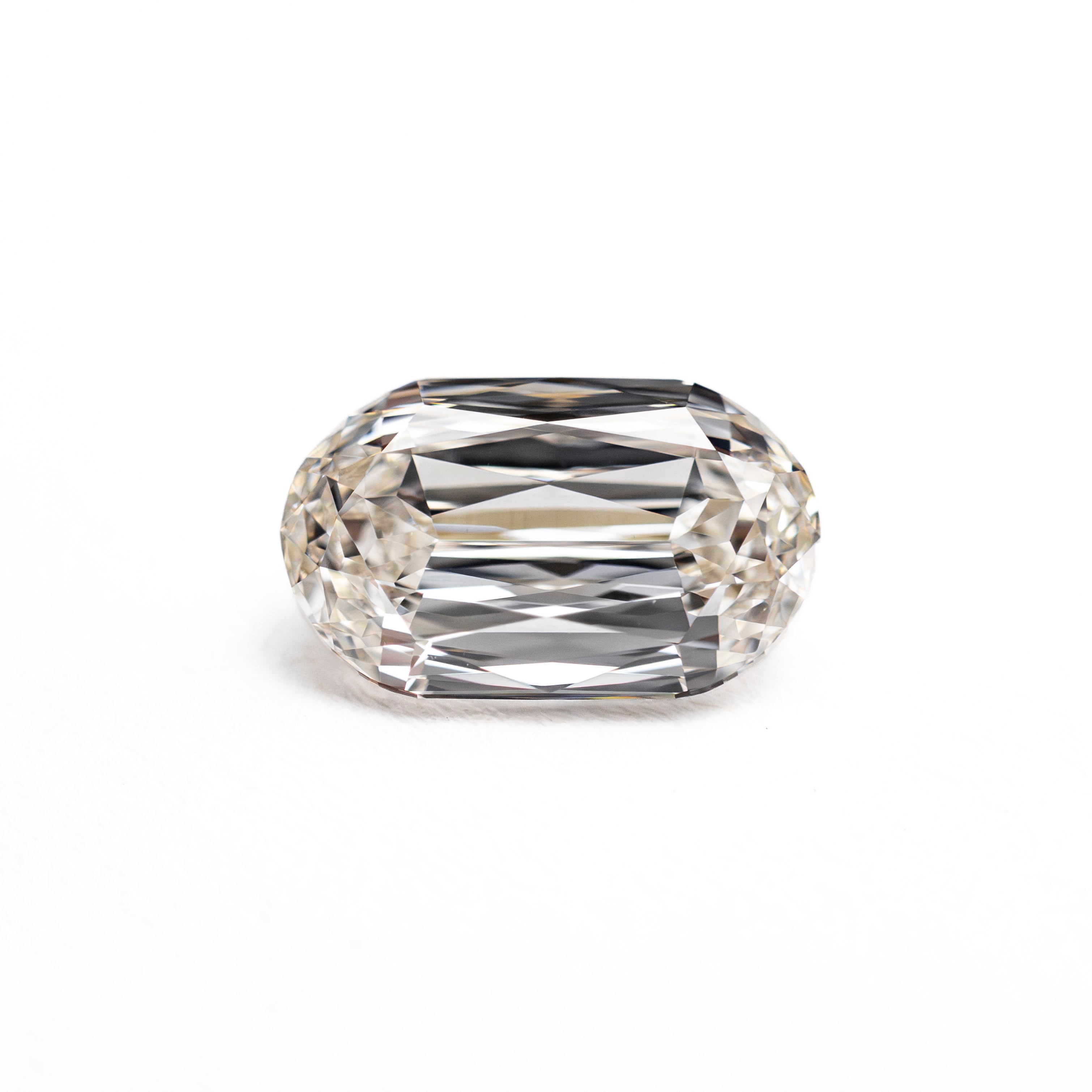 1.23ct 8.28x5.00x3.2mm VS1 J Oval Brilliant 🇨🇦 27689 - 01 - Lelya - bespoke engagement and wedding rings made in Scotland, UK