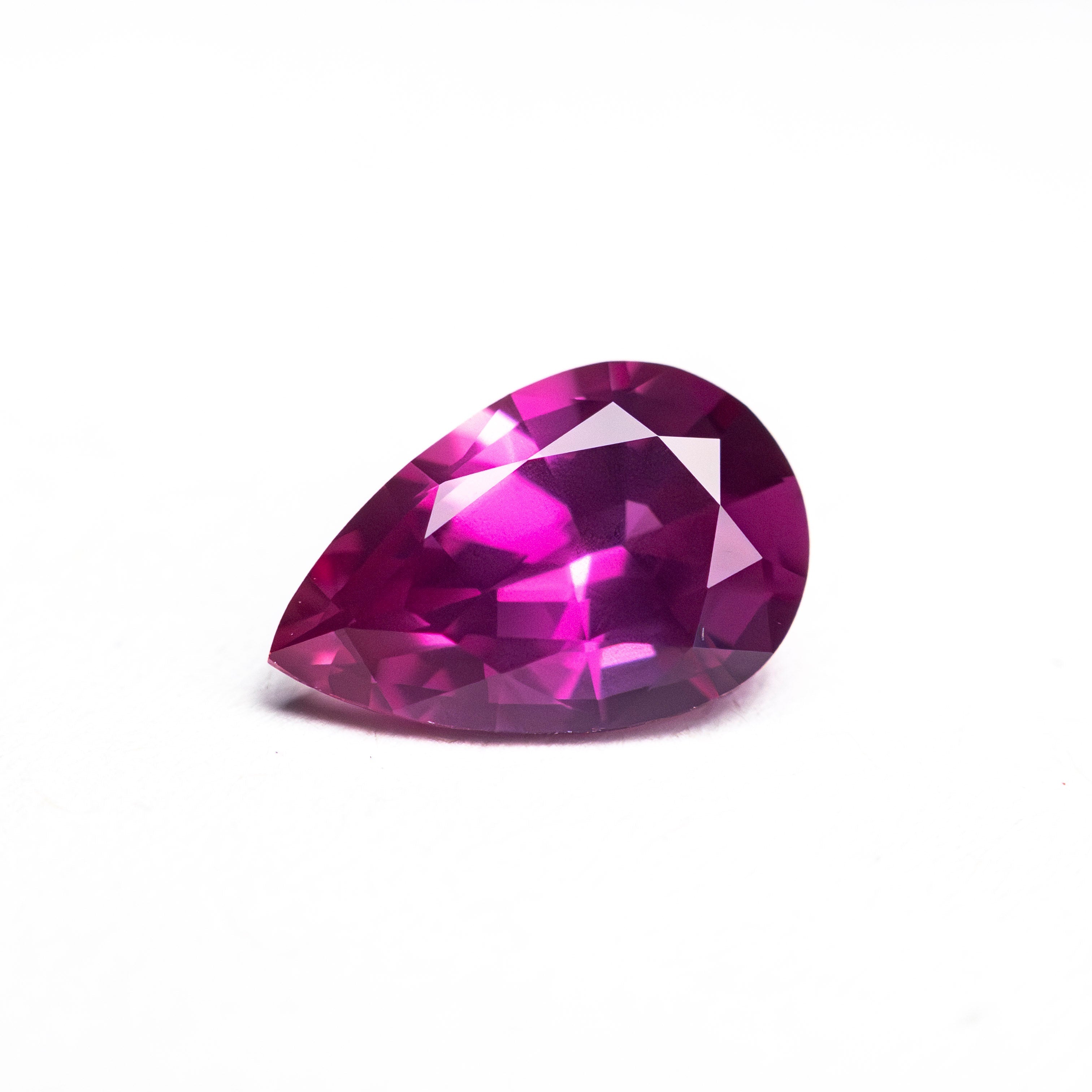 1.24ct 8.53x5.56x3.75mm Pear Brilliant Sapphire 27955 - 06 - Lelya - bespoke engagement and wedding rings made in Scotland, UK