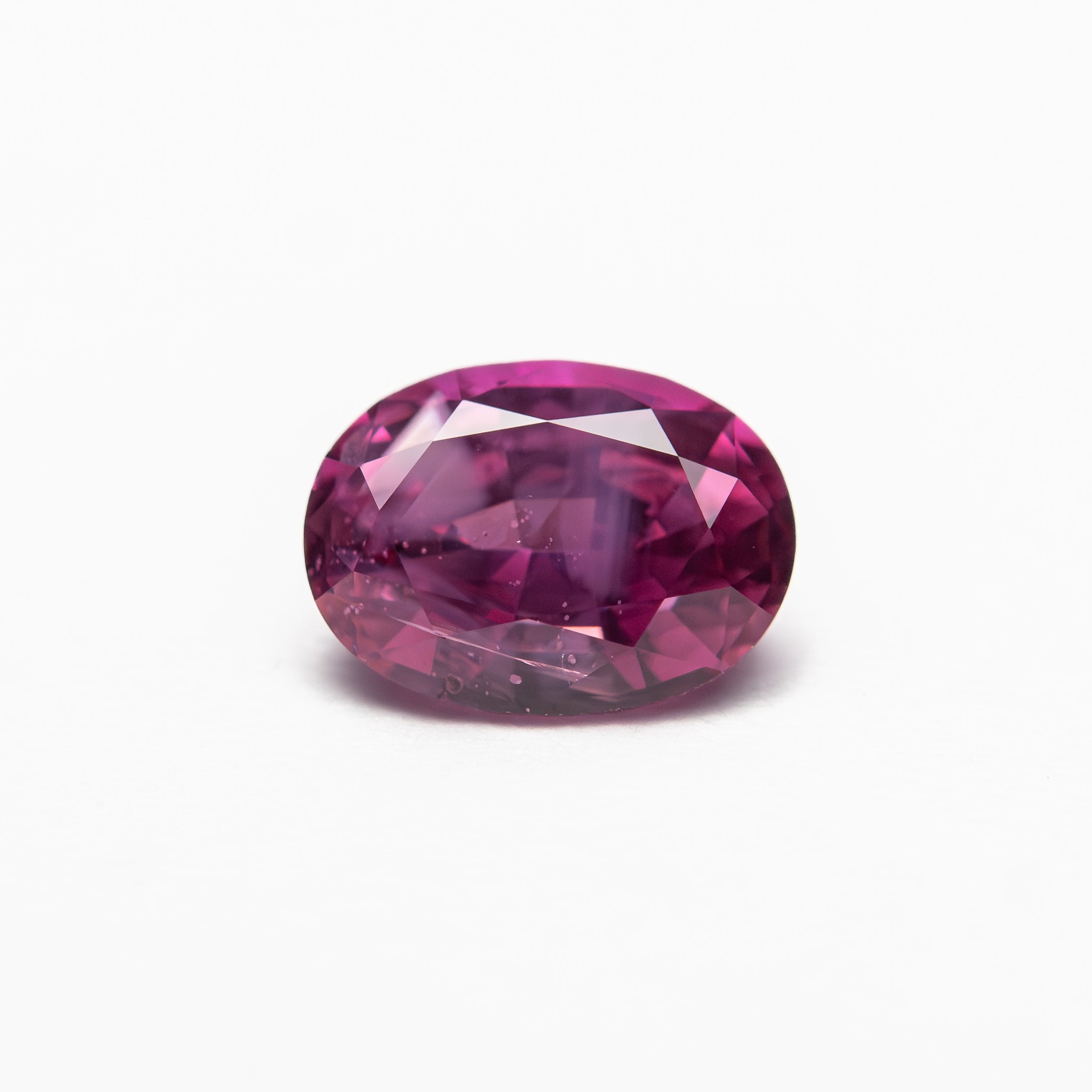 1.32ct 7.48x5.50x3.86mm Oval Brilliant Sapphire 27956 - 32 - Lelya - bespoke engagement and wedding rings made in Scotland, UK