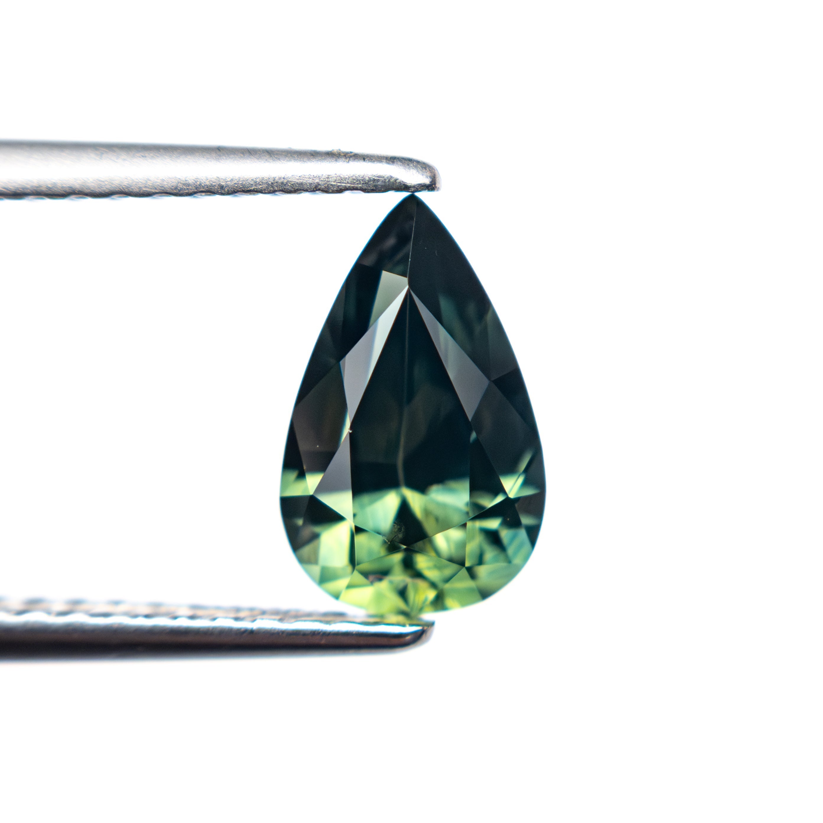 1.33ct 8.90x5.62x4.04mm Pear Brilliant Sapphire 25378 - 01 - Lelya - bespoke engagement and wedding rings made in Scotland, UK