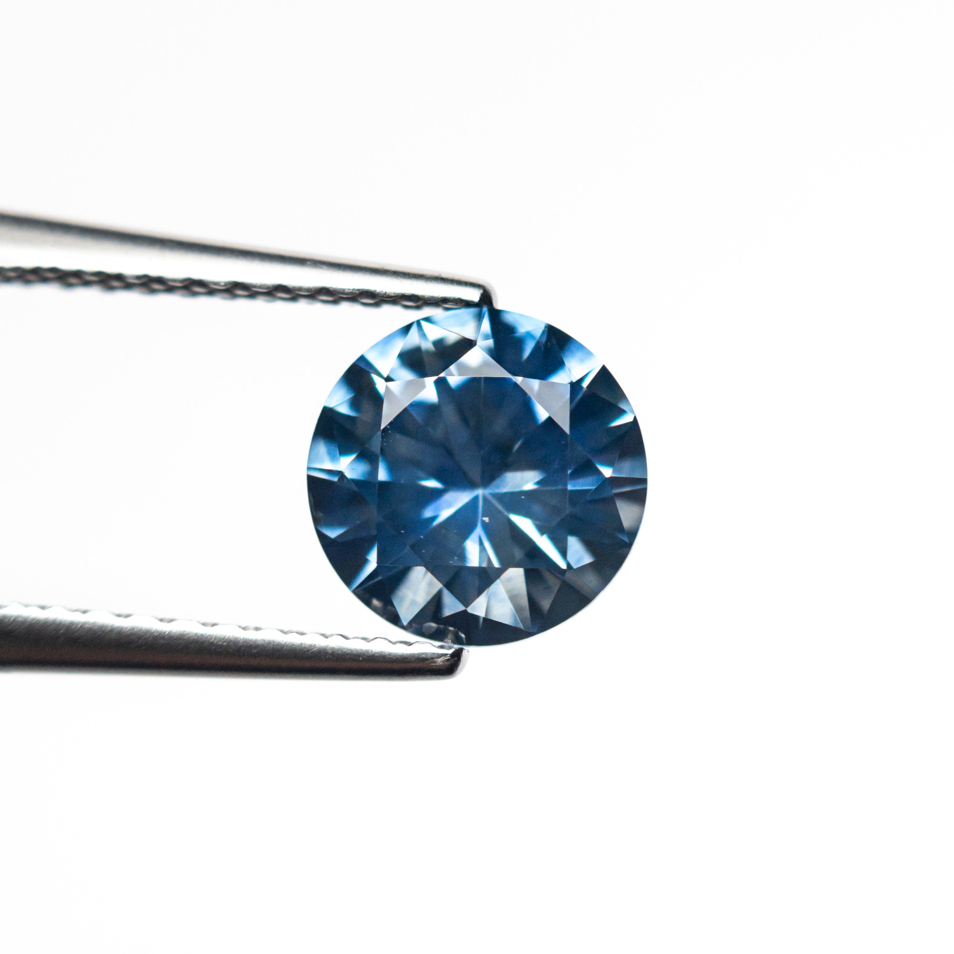 1.37ct 6.81x6.79x4.25mm Round Brilliant Sapphire 26766 - 14 - Lelya - bespoke engagement and wedding rings made in Scotland, UK