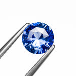1.42ct 6.93x6.80x4.08mm Round Brilliant Sapphire 28277-01 - Lelya - bespoke engagement and wedding rings made in Scotland, UK