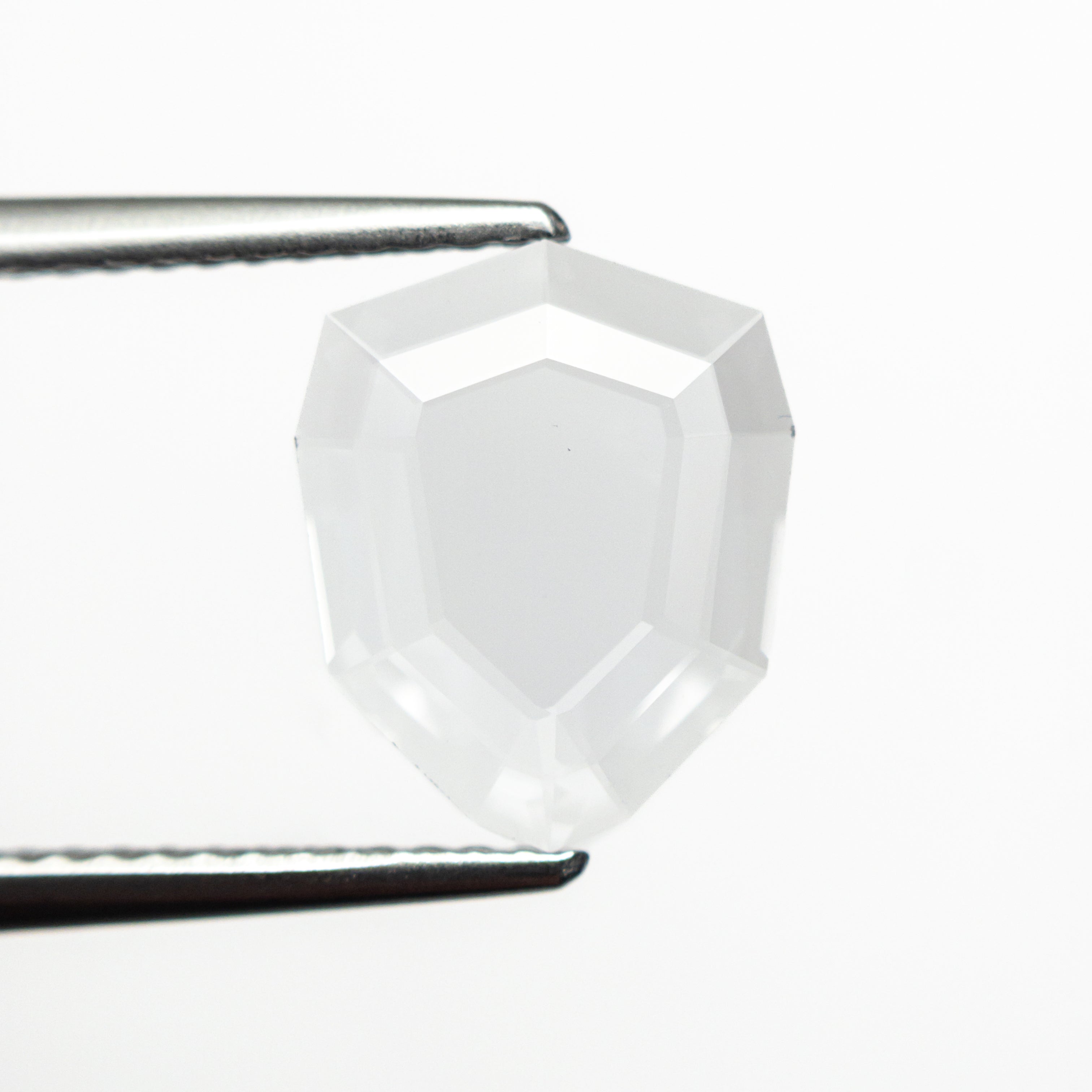 1.64ct 10.66x8.72x1.67mm Shield Portrait Cut Sapphire 23794 - 02 - Lelya - bespoke engagement and wedding rings made in Scotland, UK