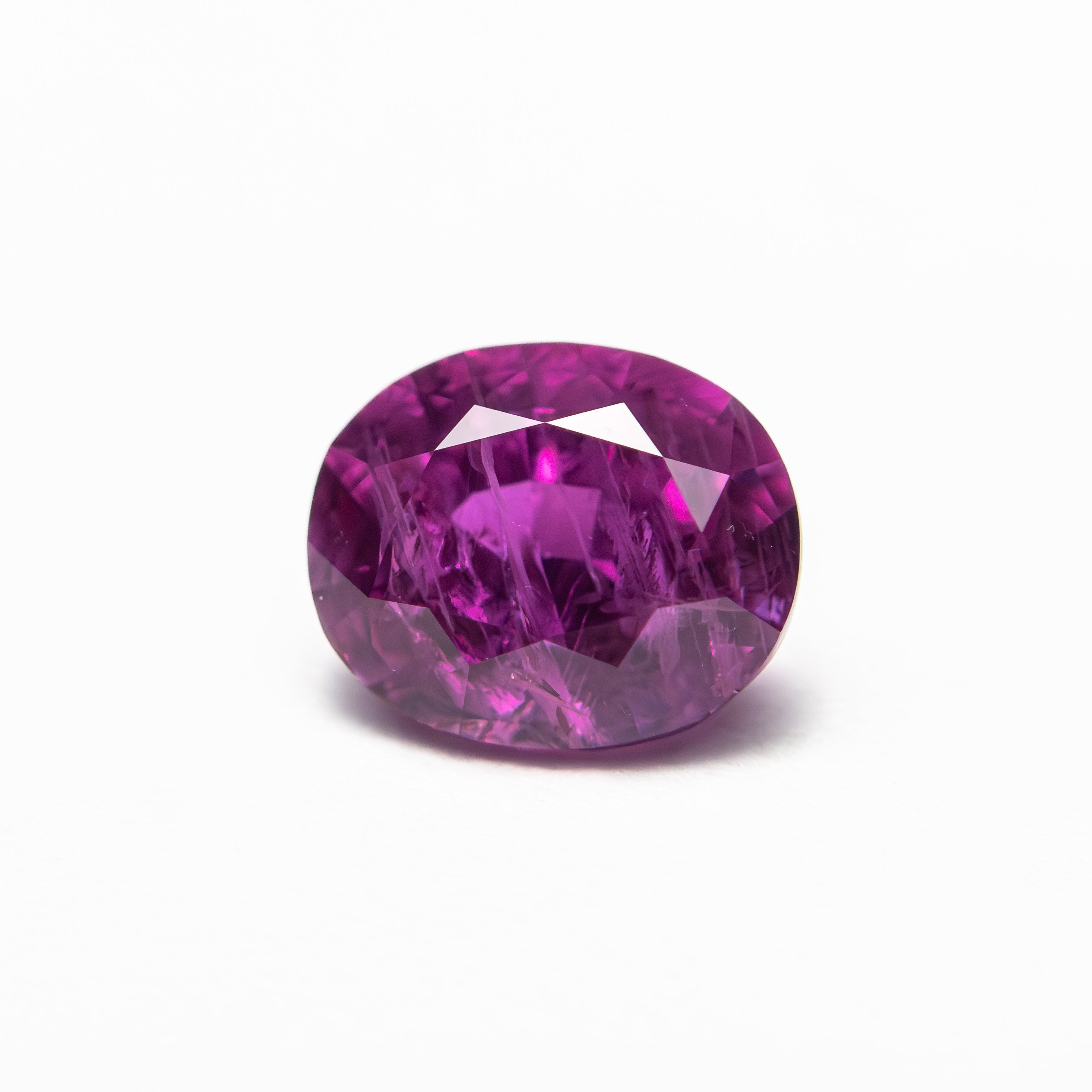1.79ct 7.56x6.21x4.57mm Oval Brilliant Sapphire 27957 - 36 - Lelya - bespoke engagement and wedding rings made in Scotland, UK