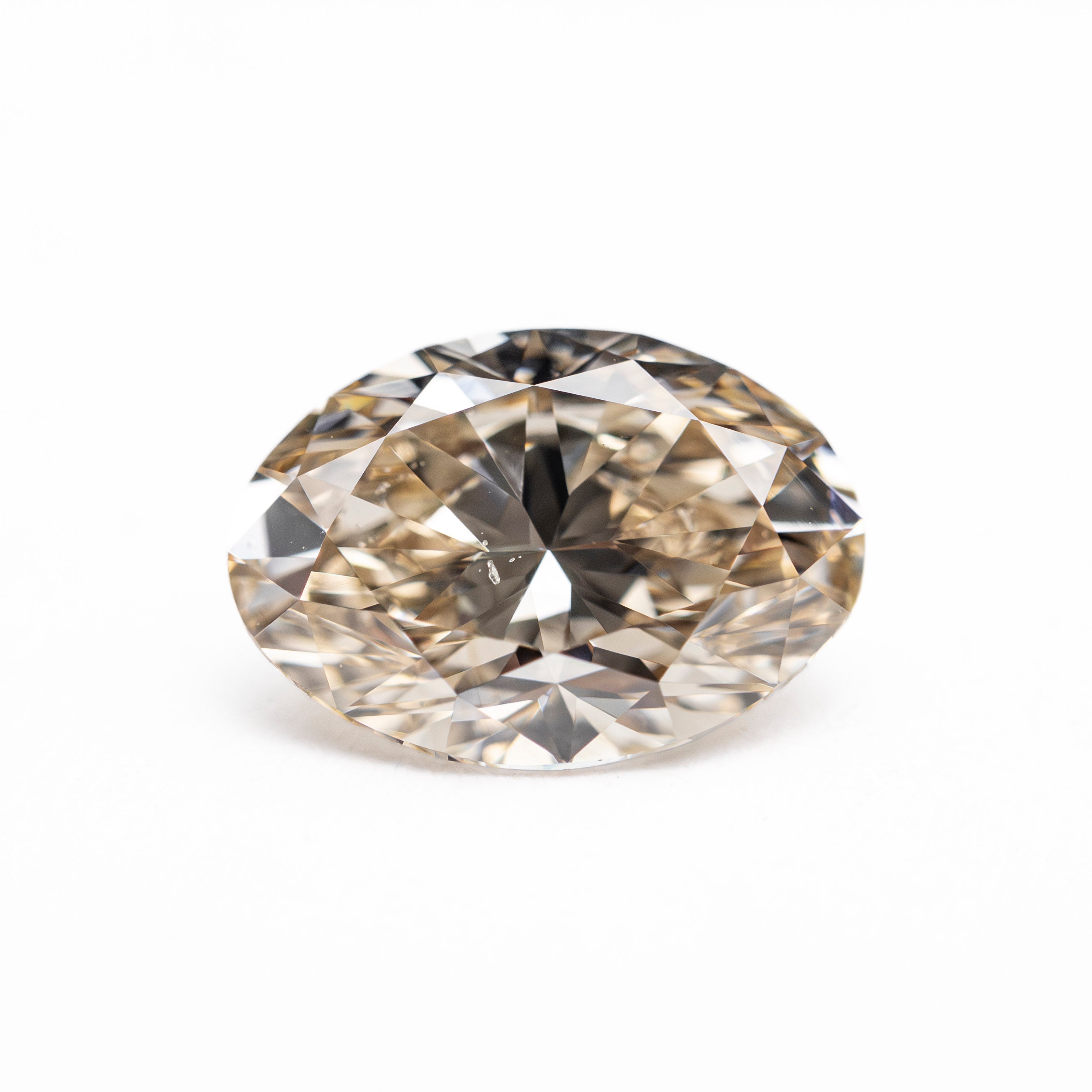 1.89ct 9.65s6.90x4.40mm SI1 C3 Oval Brilliant 🇨🇦 27985-01 - Lelya - bespoke engagement and wedding rings made in Scotland, UK